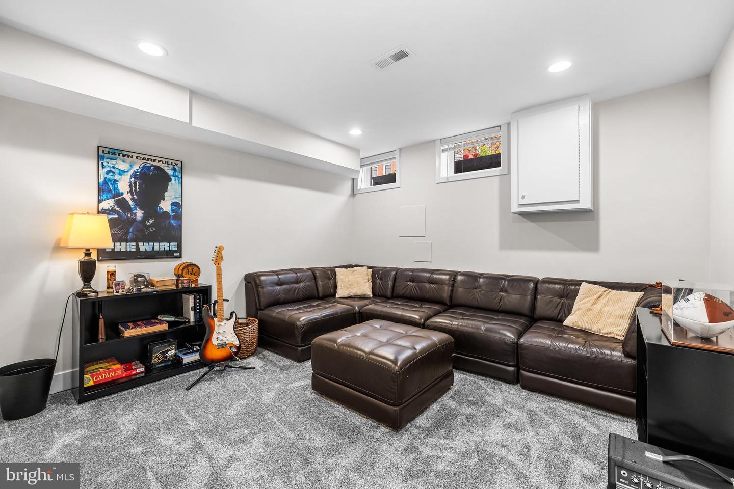 1292 Riverside Ave