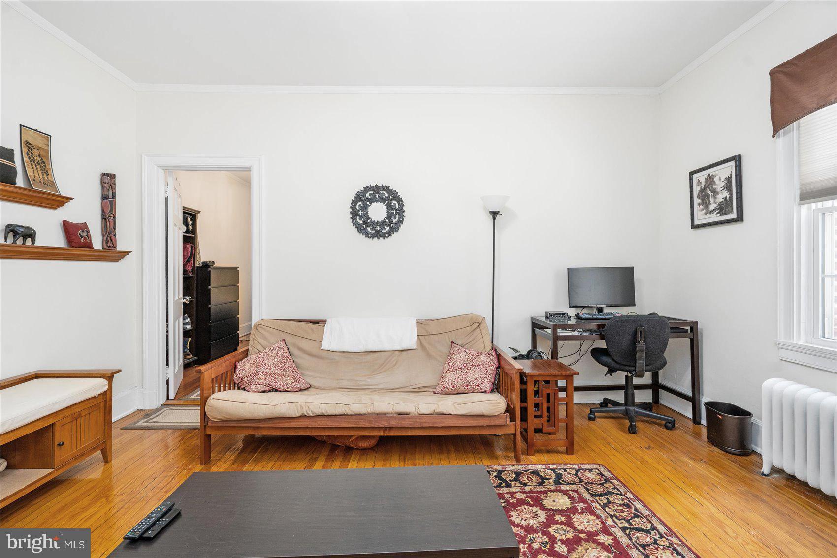 103 W 39TH STREET W E2