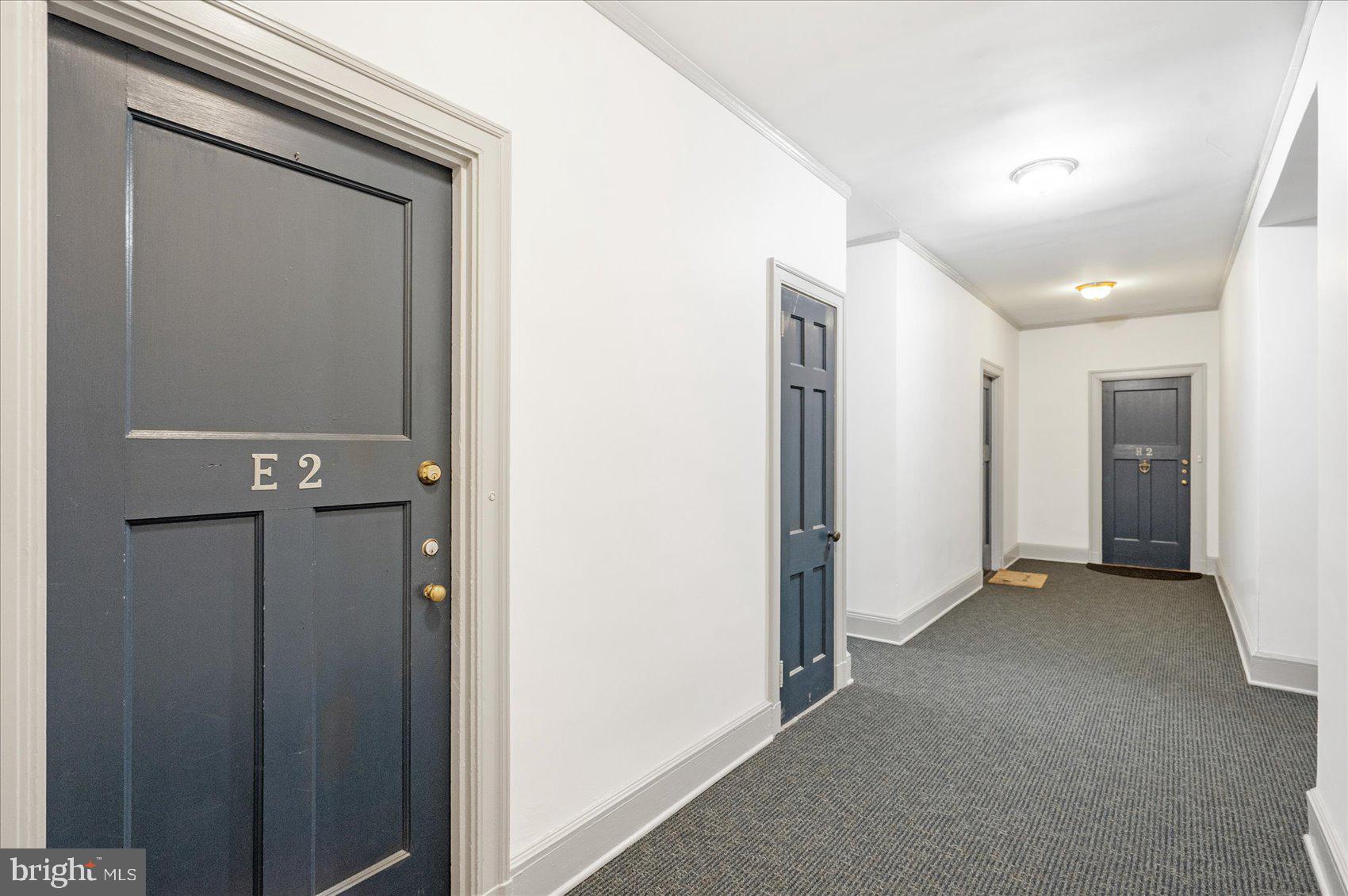 103 W 39TH STREET W E2