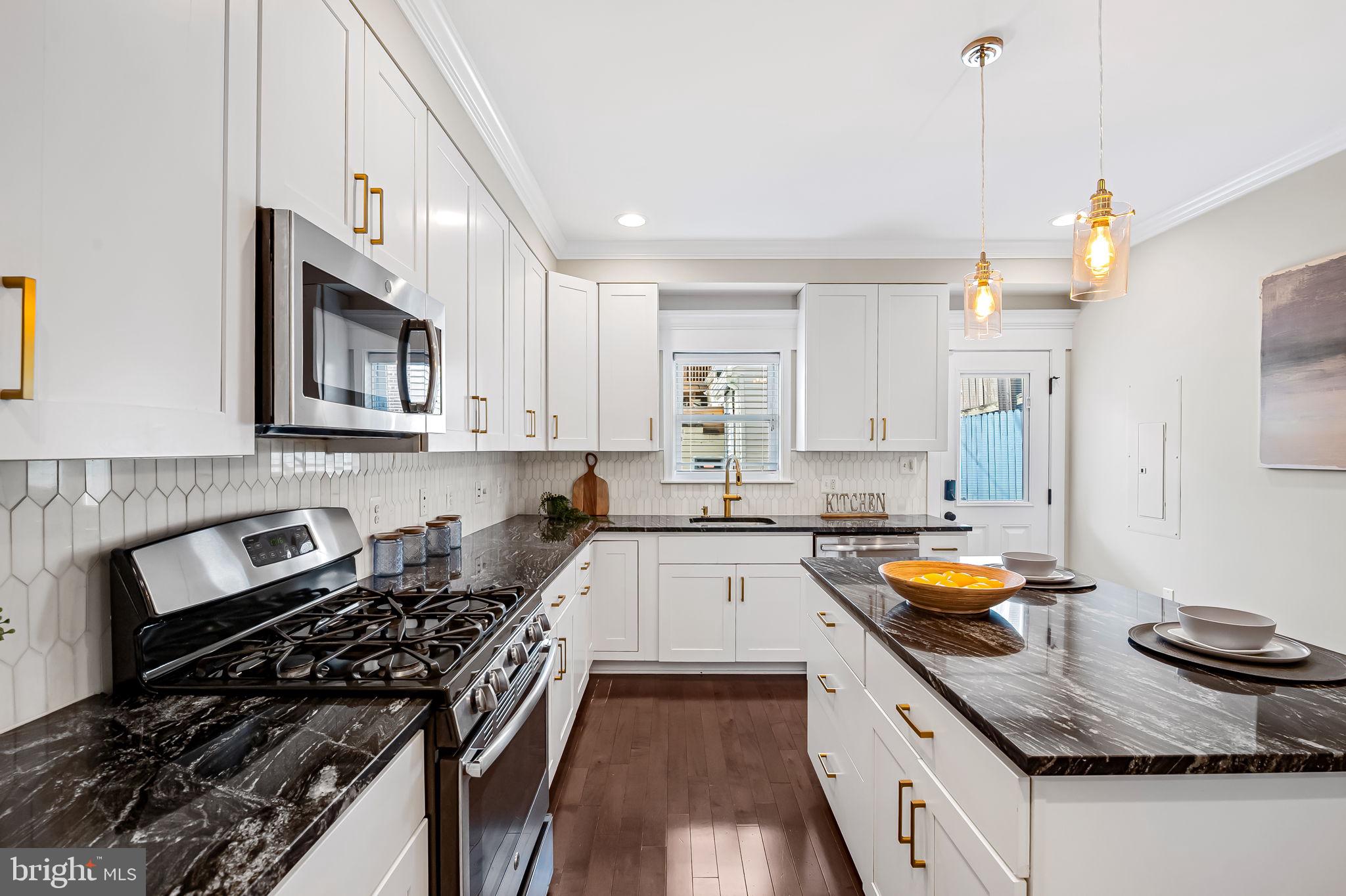 103 W OSTEND STREET
