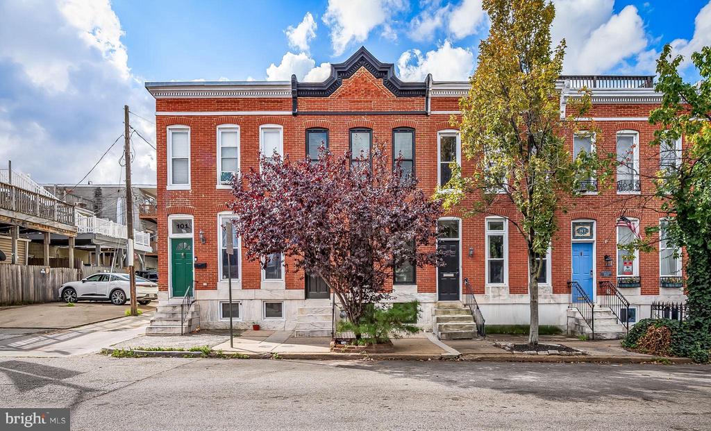 103 W OSTEND STREET