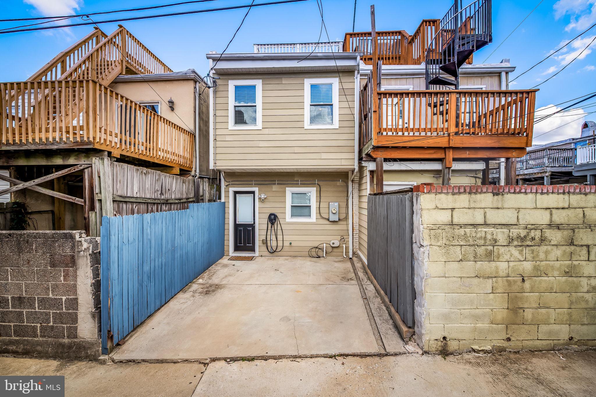 103 W OSTEND STREET