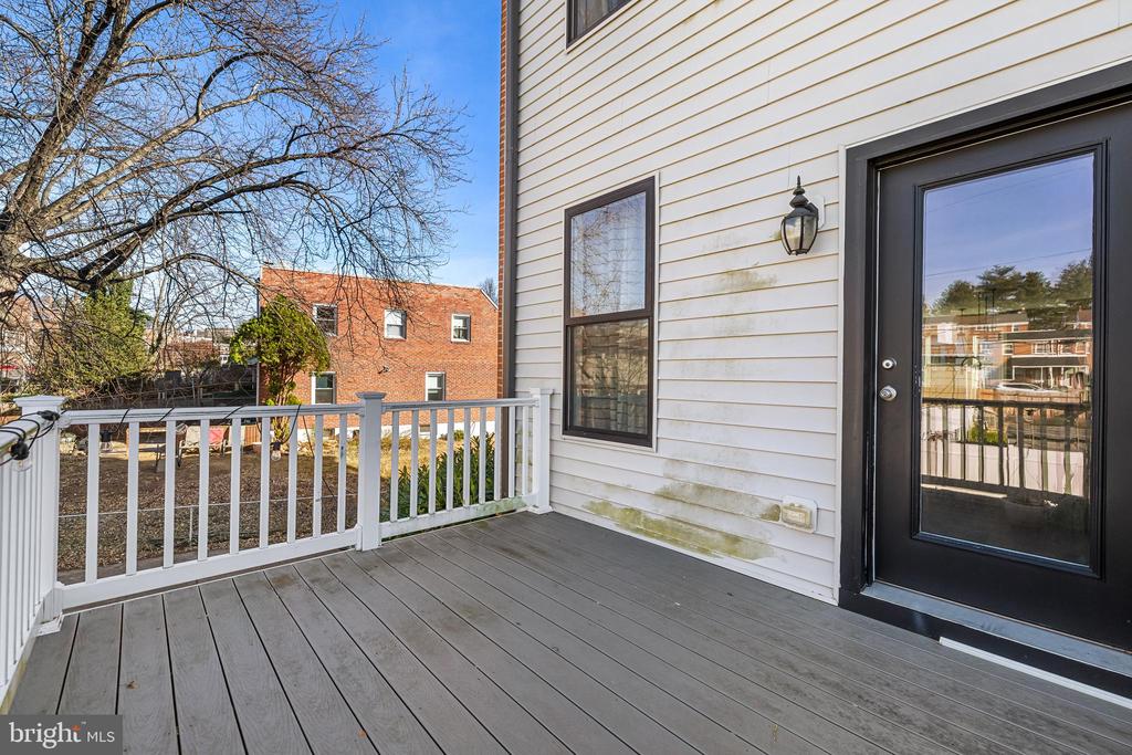 1456 REDFERN AVENUE