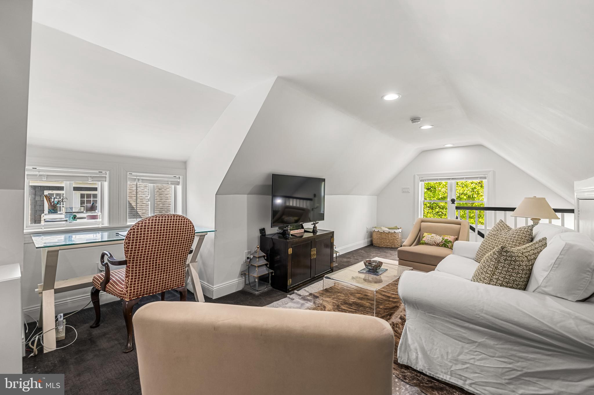 717 SAINT JOHNS ROAD