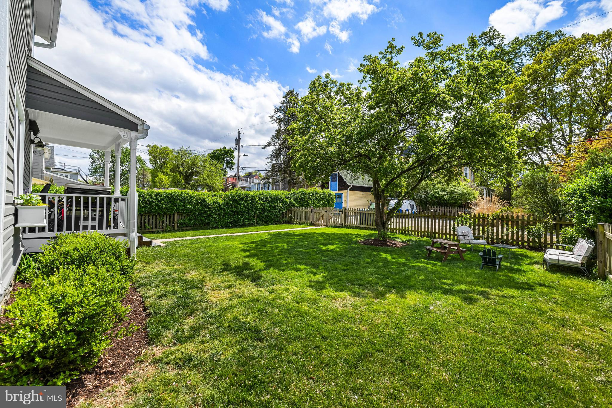 717 SAINT JOHNS ROAD
