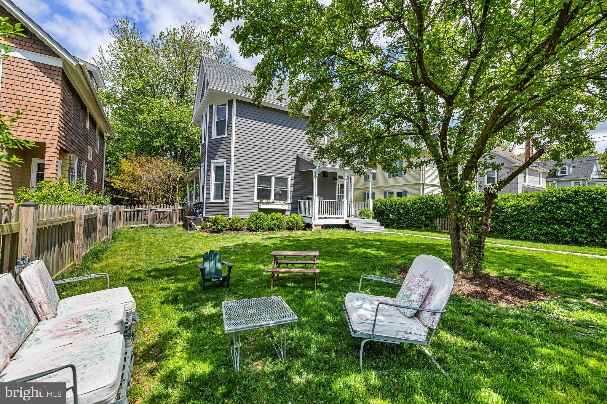 717 SAINT JOHNS ROAD