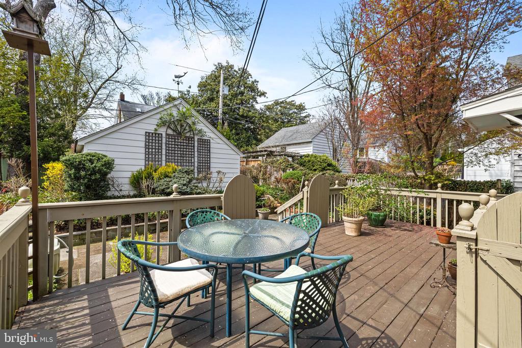 4408 SEDGWICK ROAD