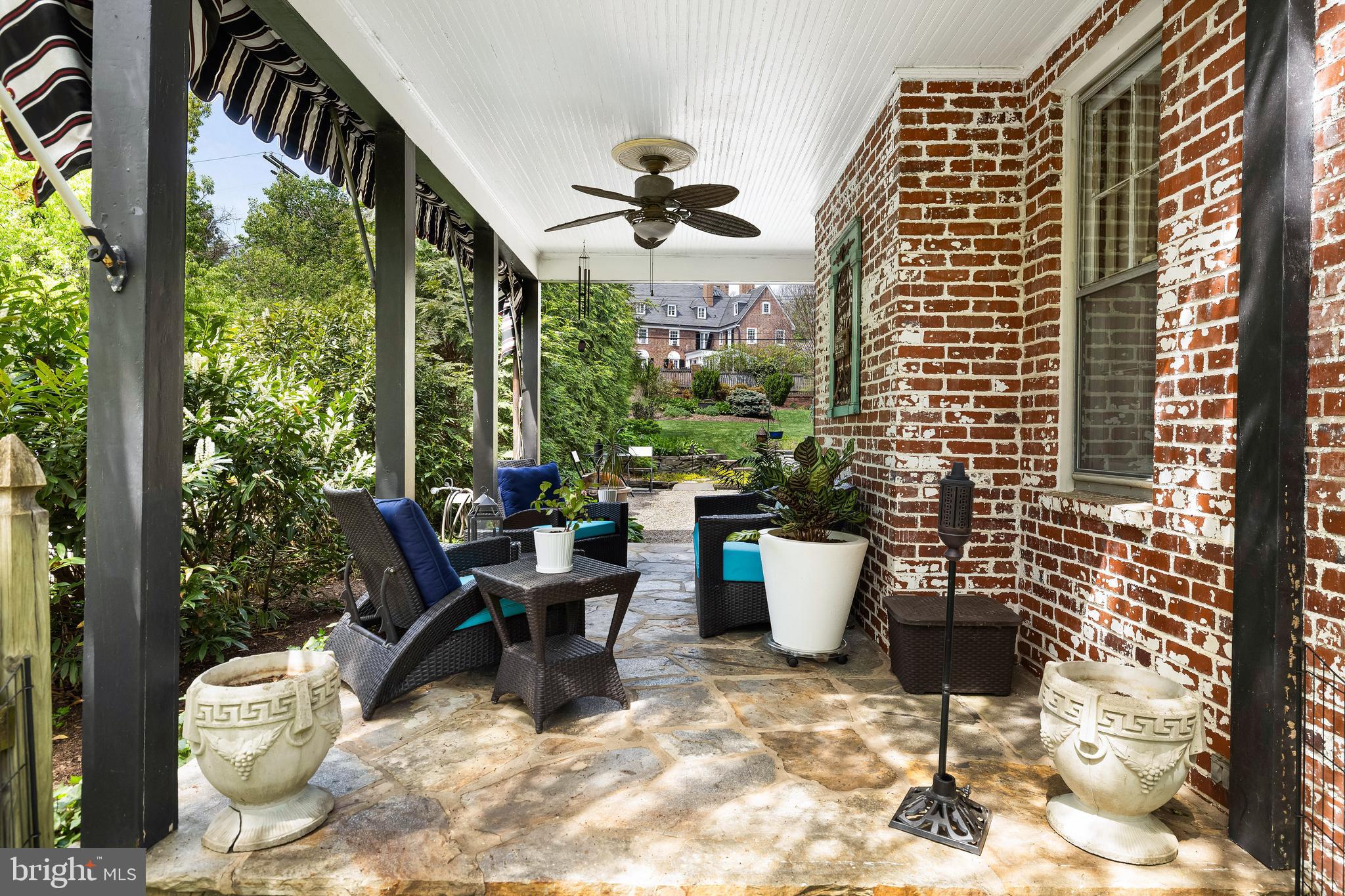 206 KEMBLE ROAD