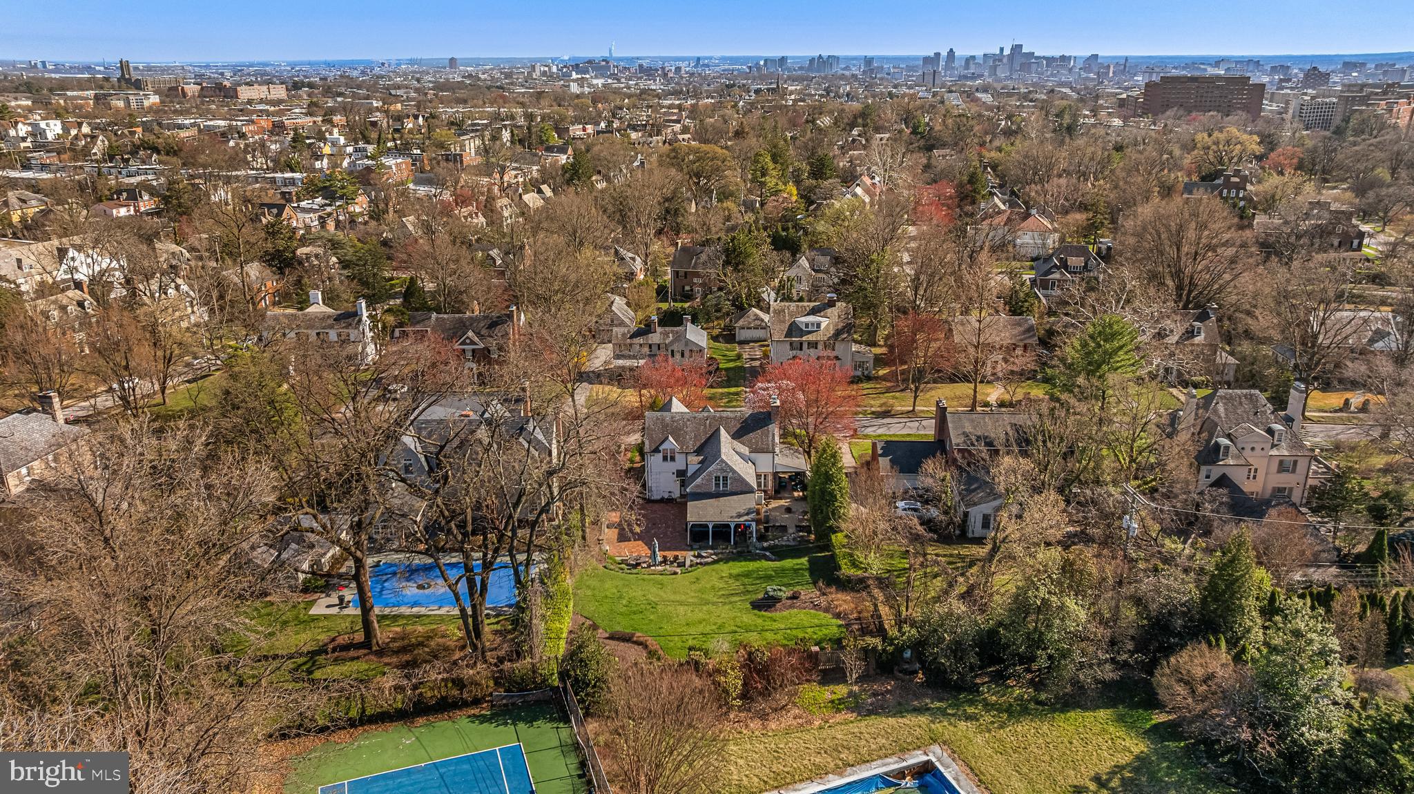 206 KEMBLE ROAD