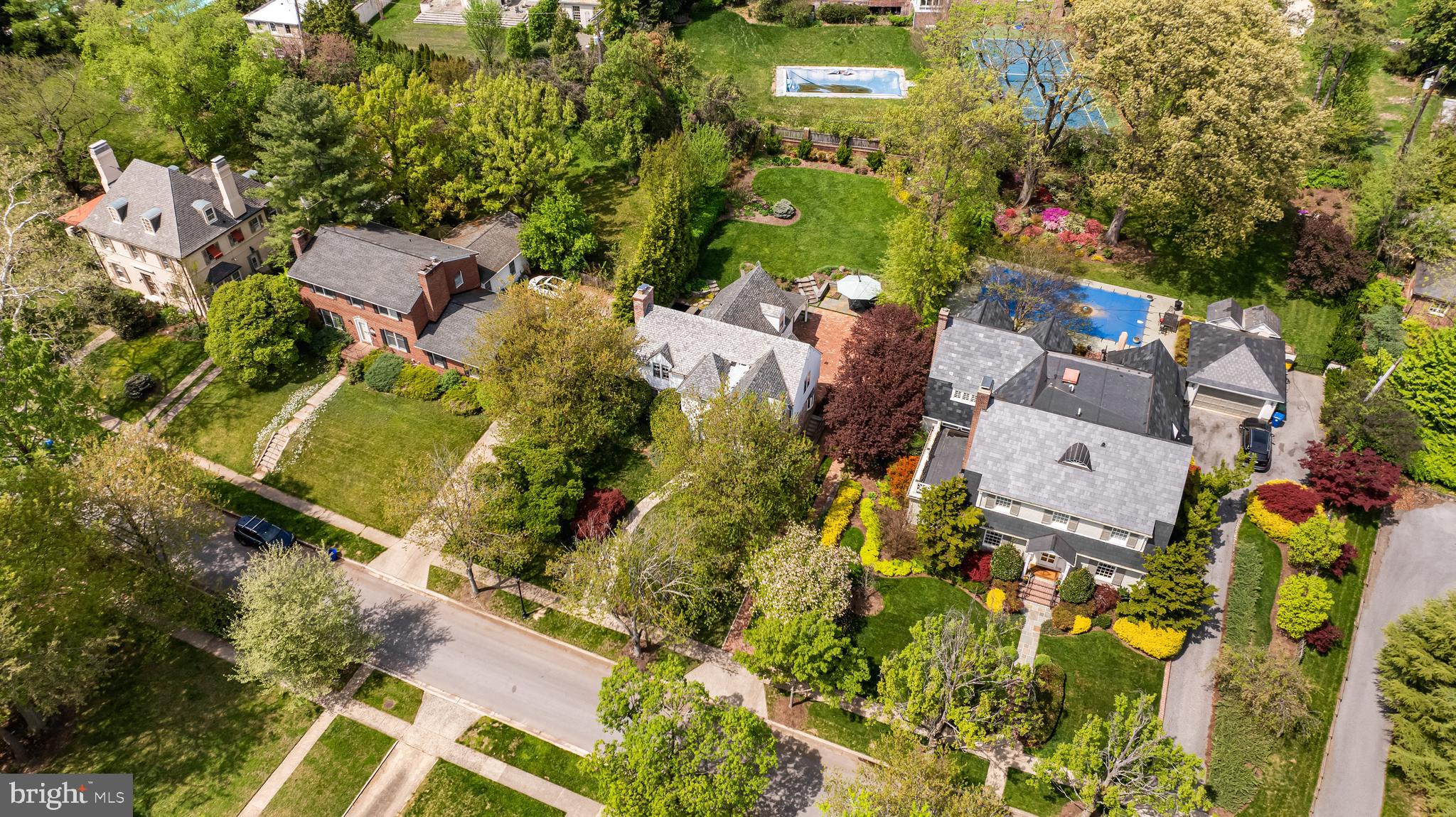 206 KEMBLE ROAD