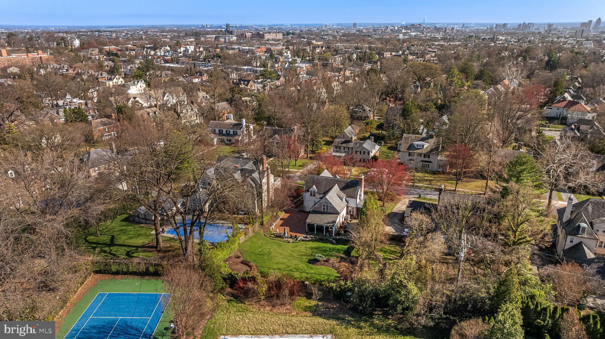 206 KEMBLE ROAD