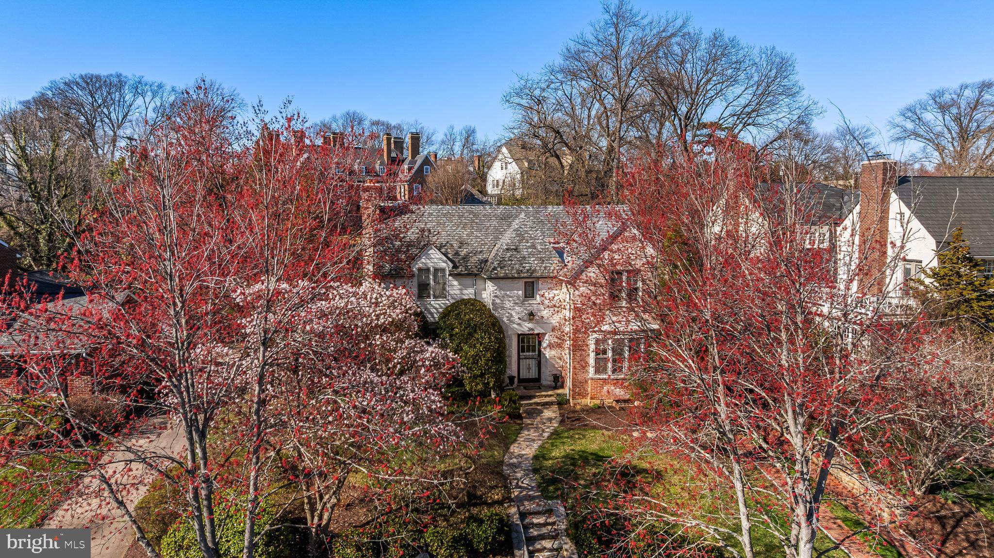 206 KEMBLE ROAD