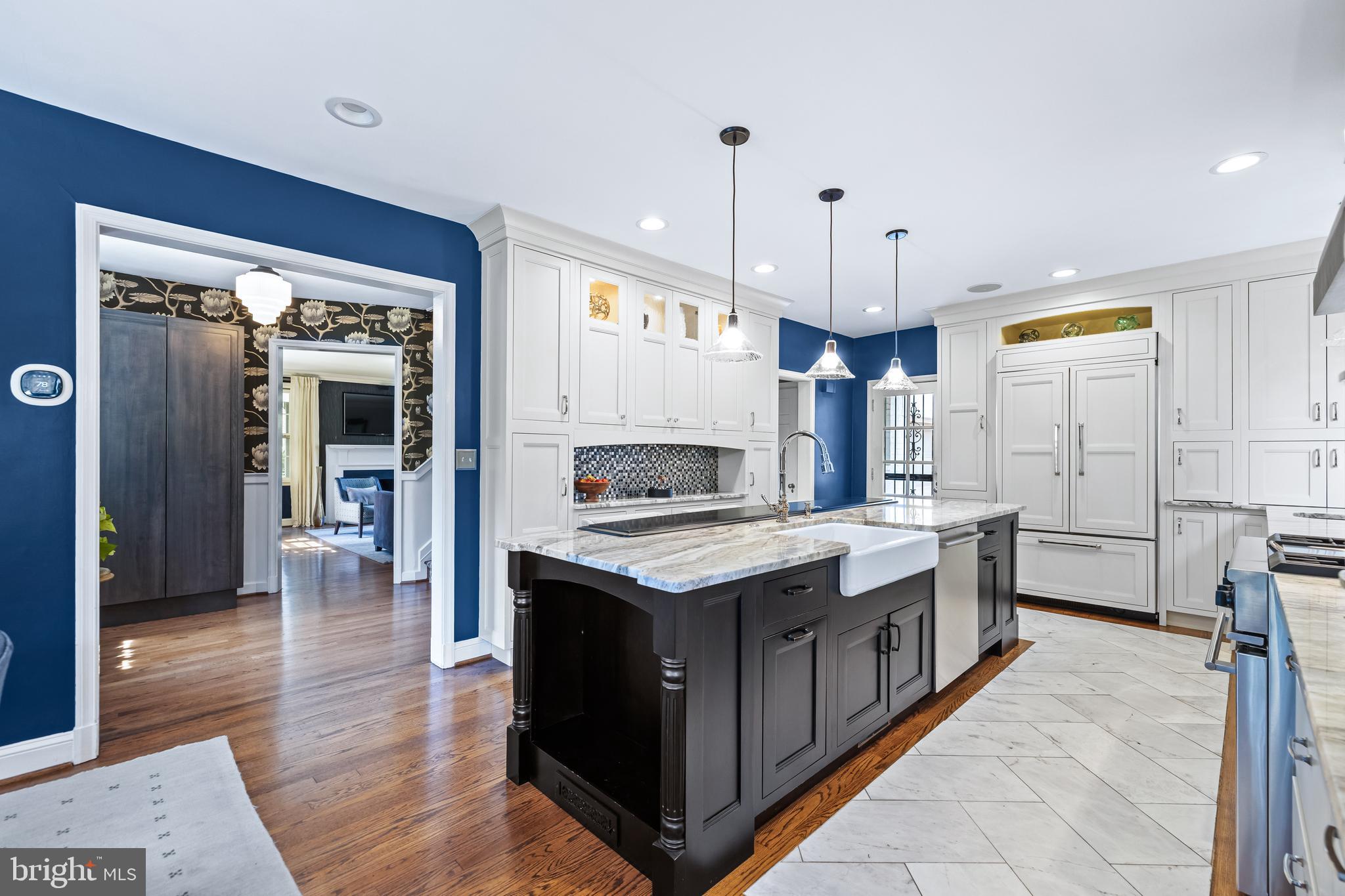 206 KEMBLE ROAD