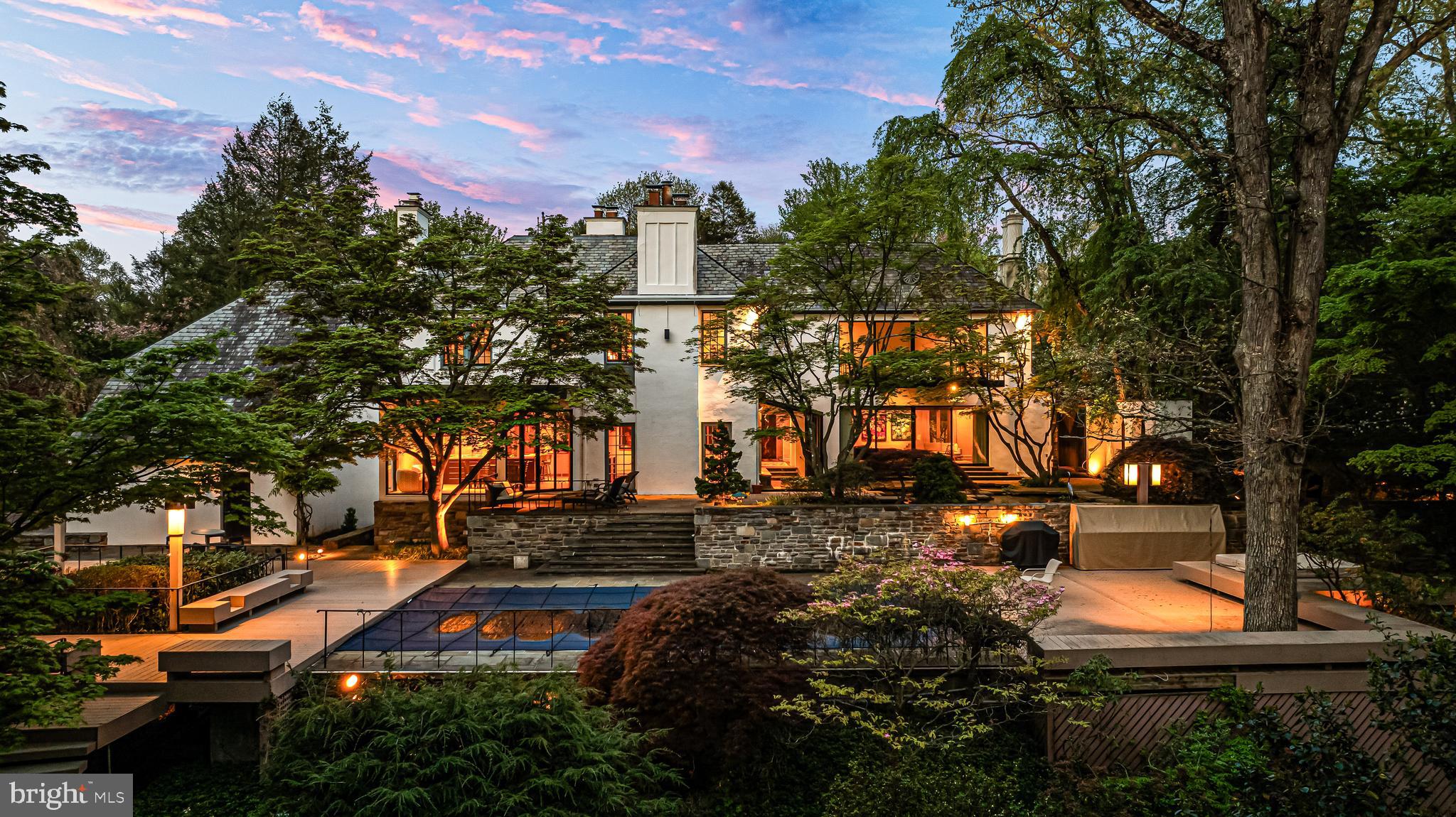21 BLYTHEWOOD ROAD
