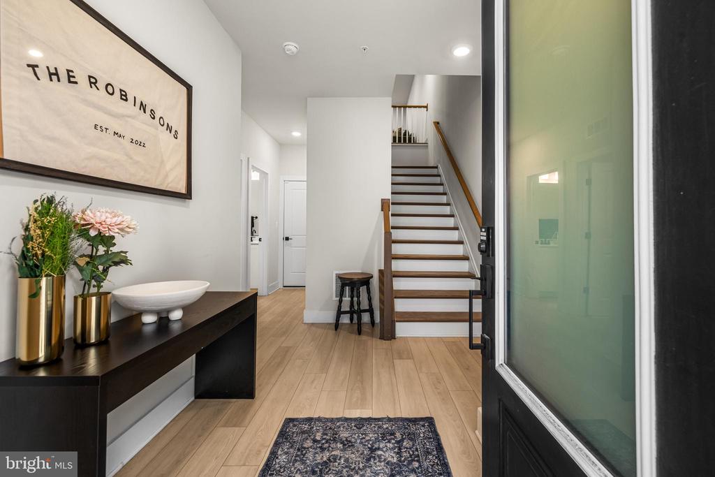 108 GLASS LANE