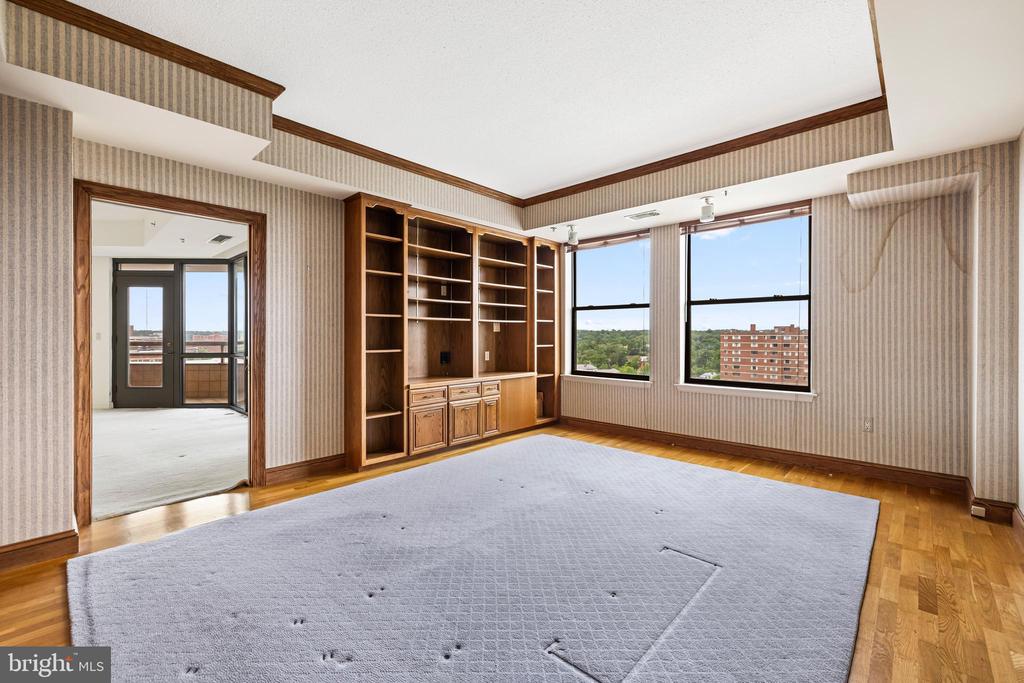 3704 N CHARLES STREET 1403