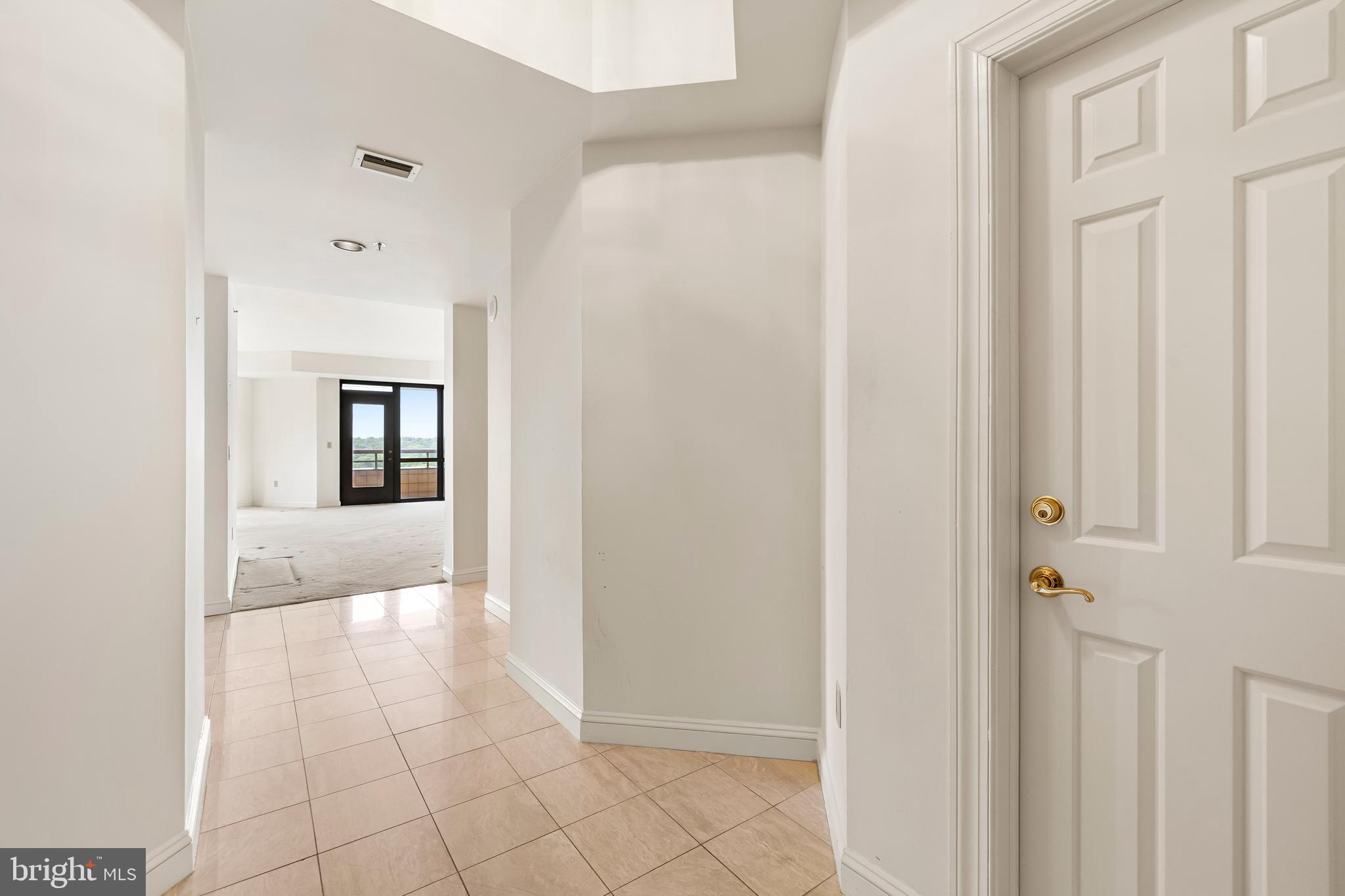 3704 N CHARLES STREET 1403
