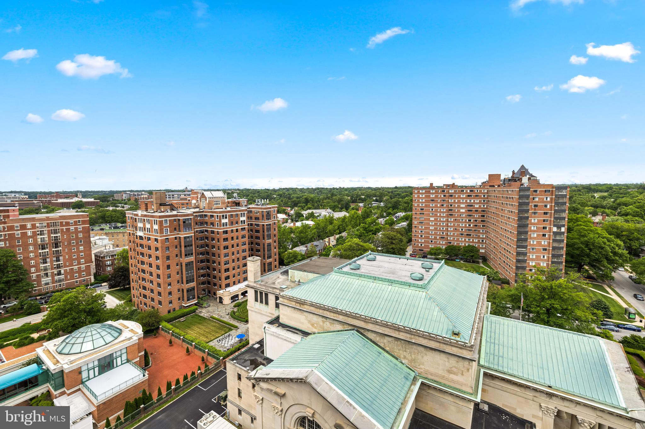 3704 N CHARLES STREET 1403