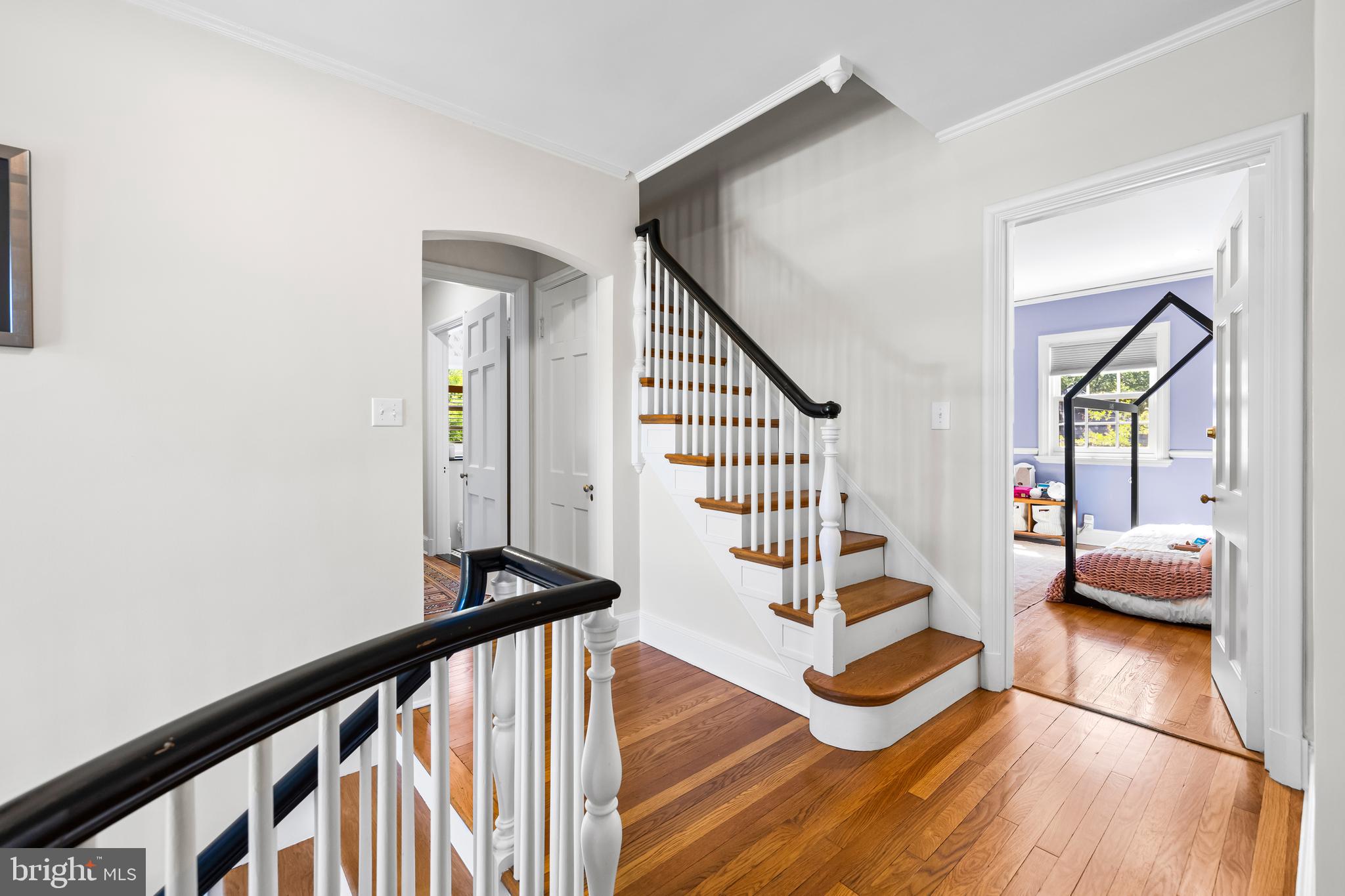 209 E HIGHFIELD ROAD