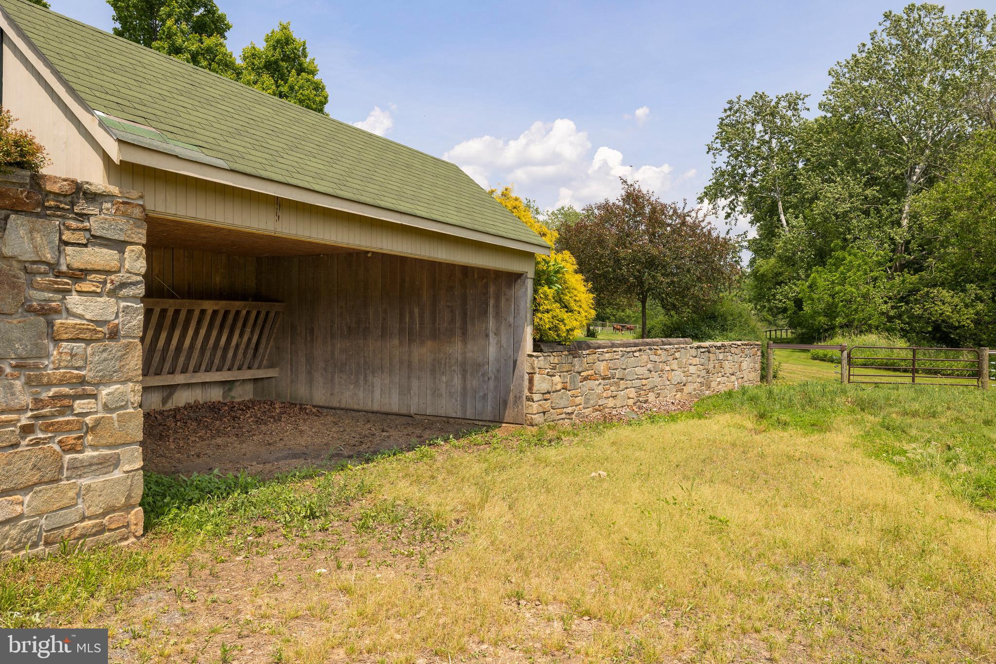 14111 Green Rd