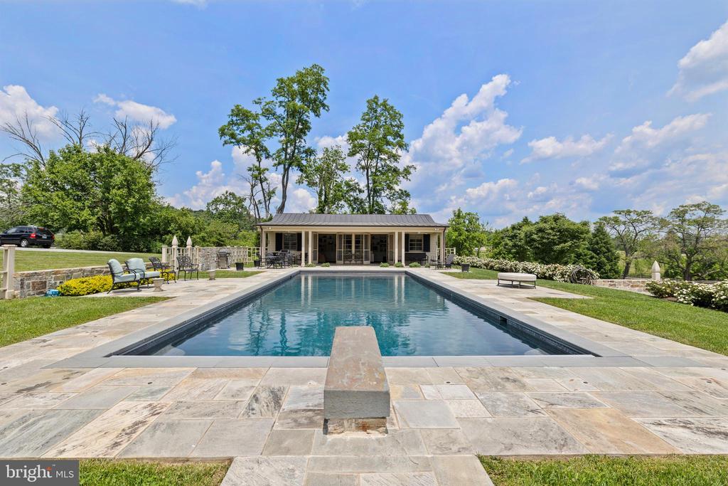 14111 Green Rd