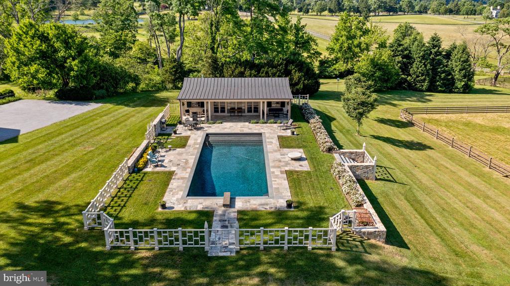 14111 Green Rd
