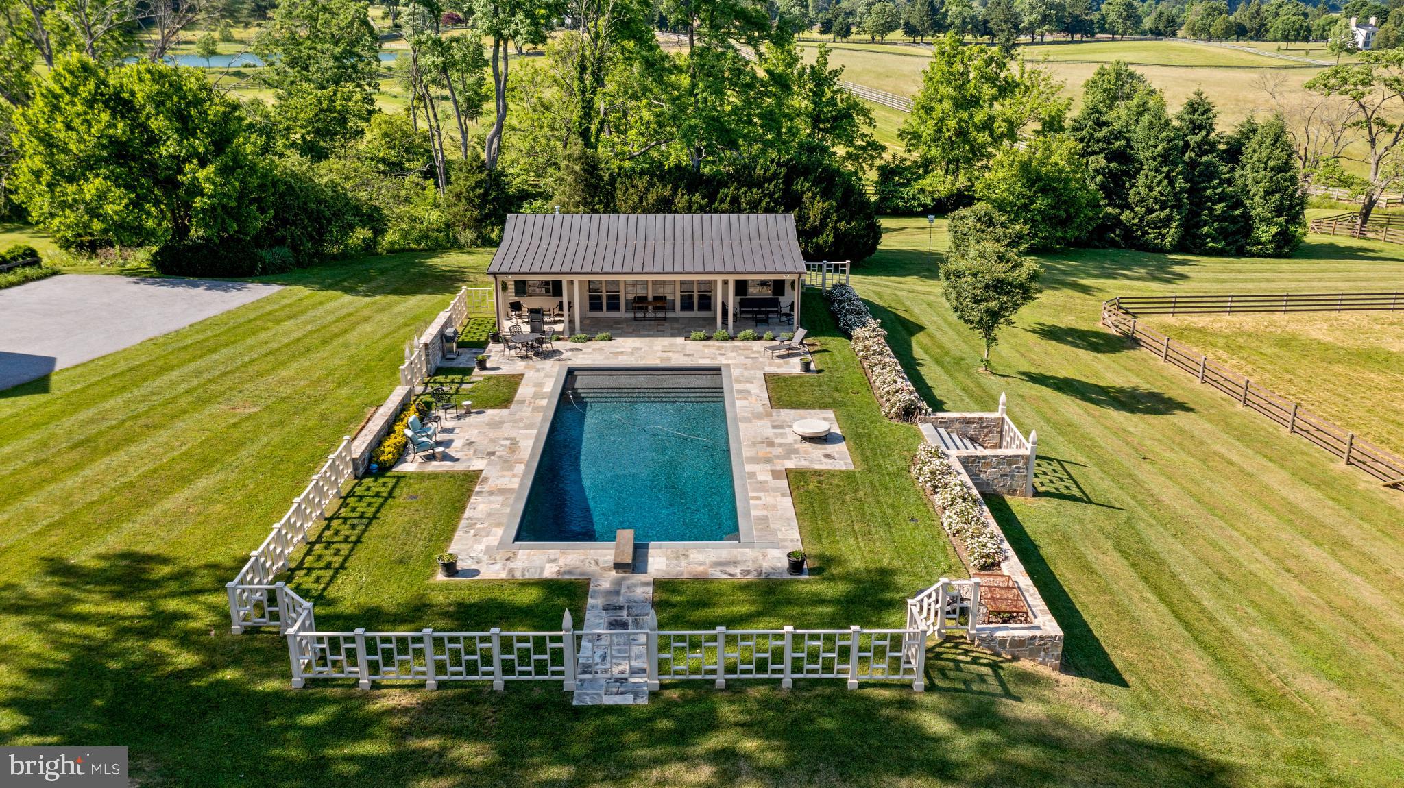 14111 Green Rd
