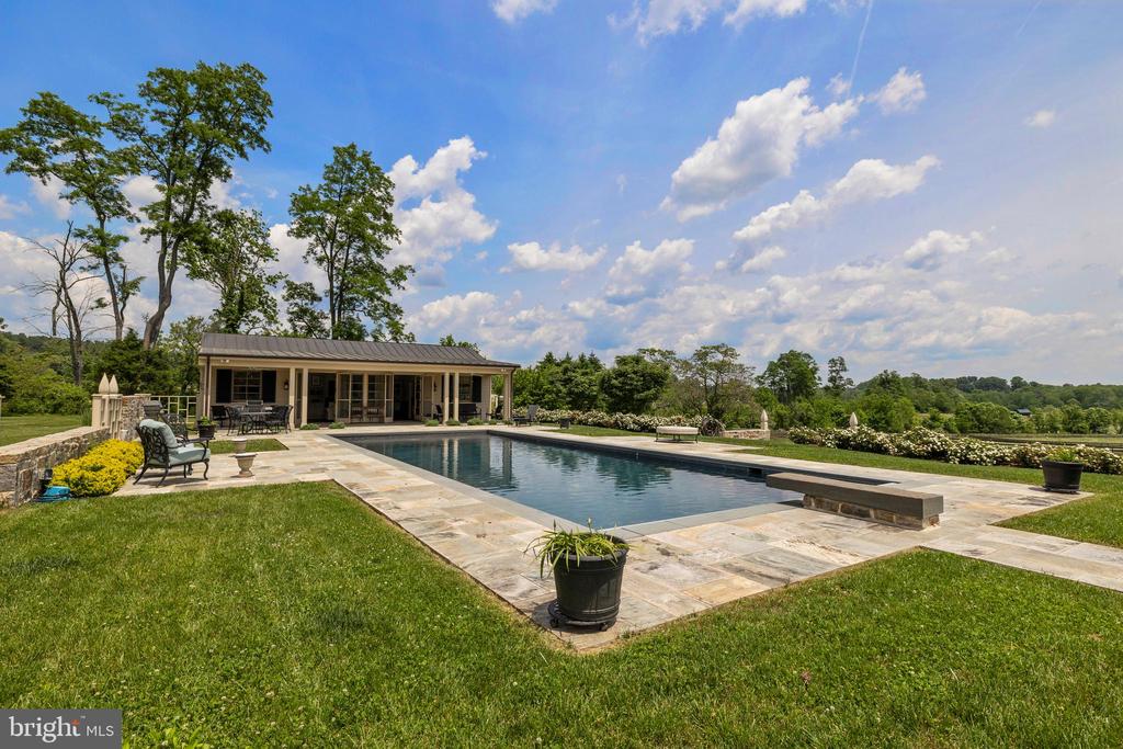 14111 Green Rd