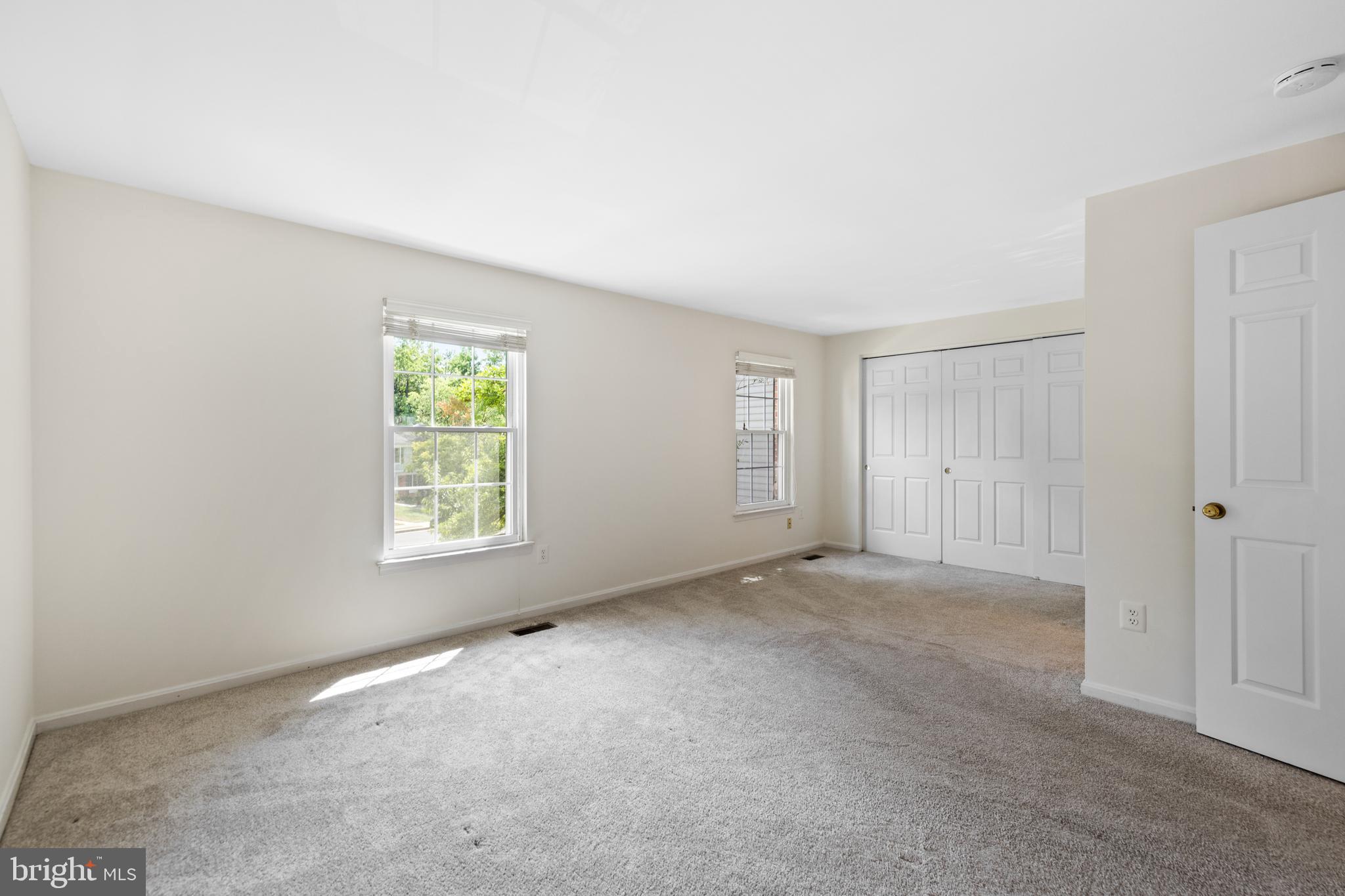 8548 London Bridge Way