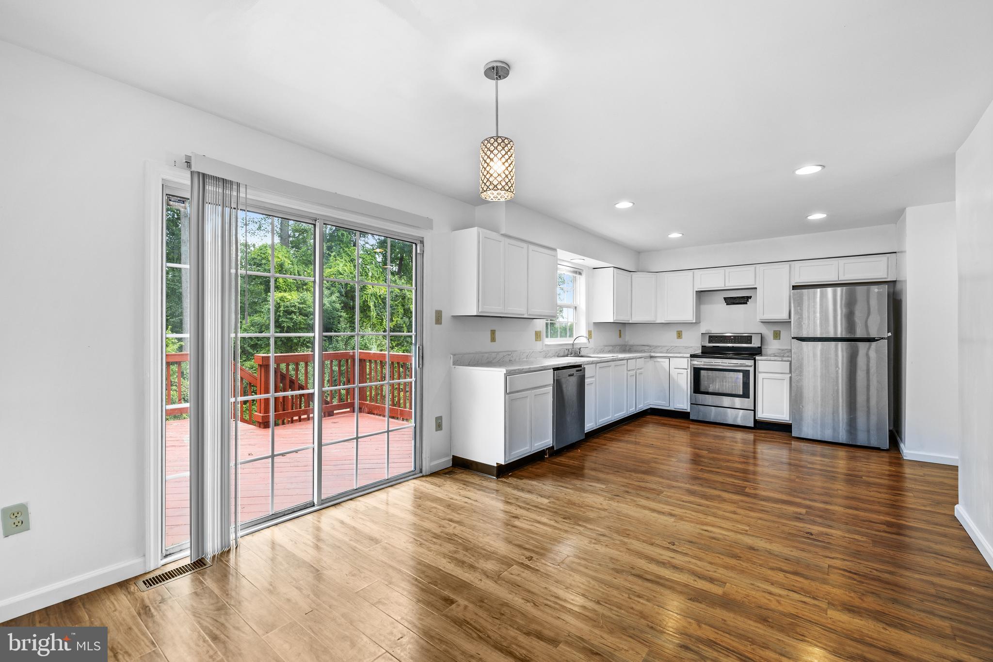 4218 SUMMER SHADE WAY