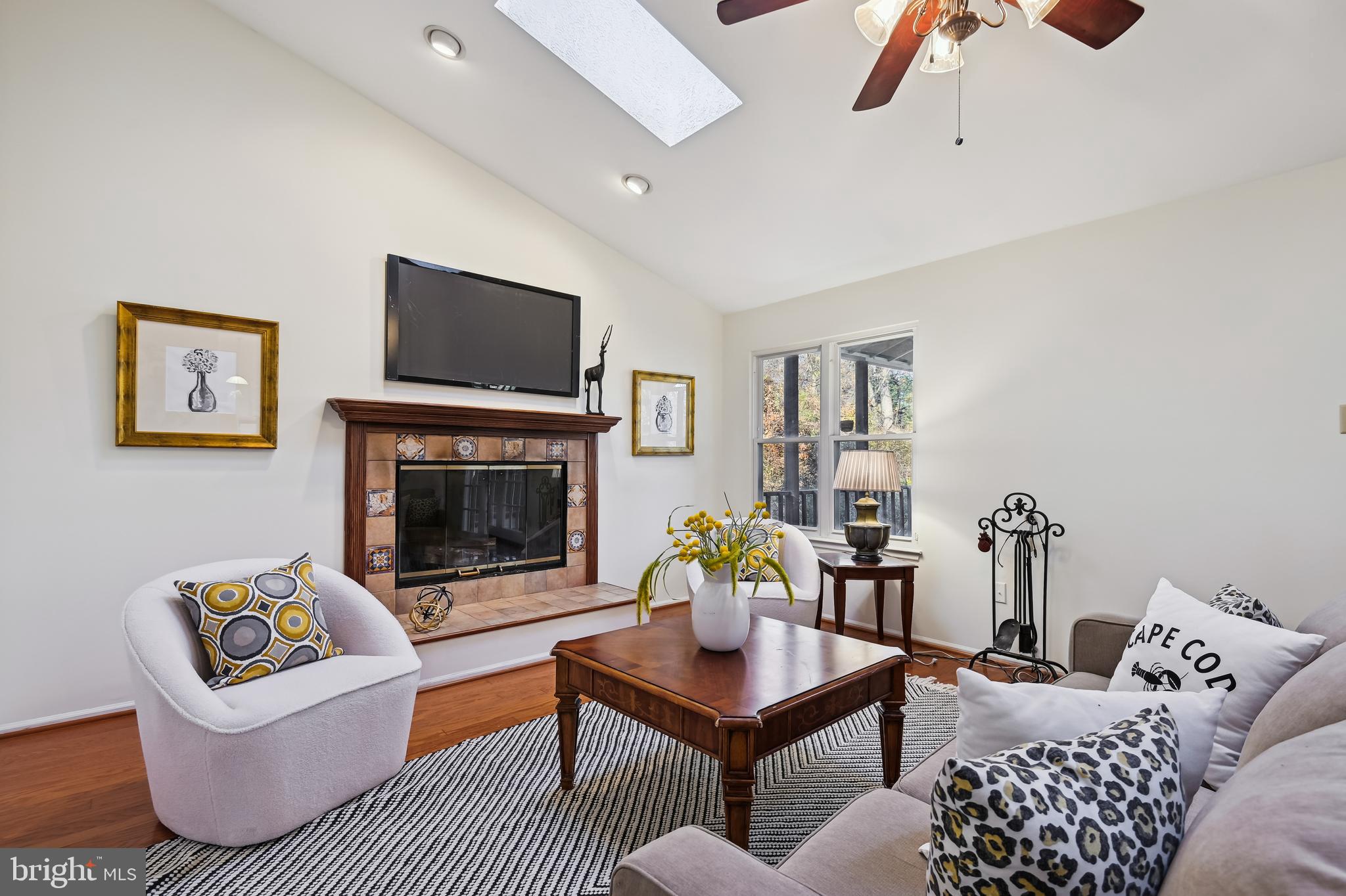 27 Boxridge COURT