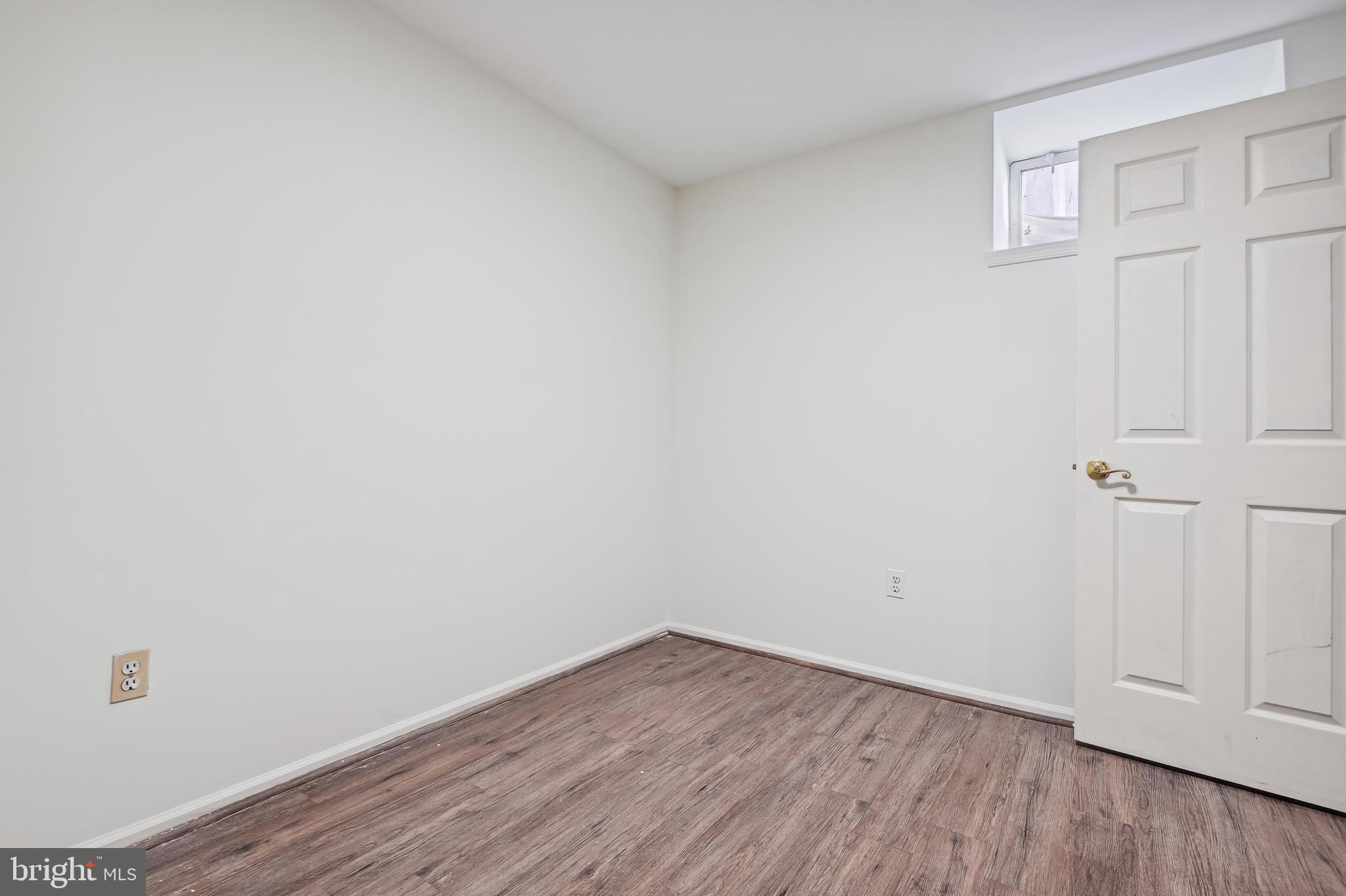 27 Boxridge COURT