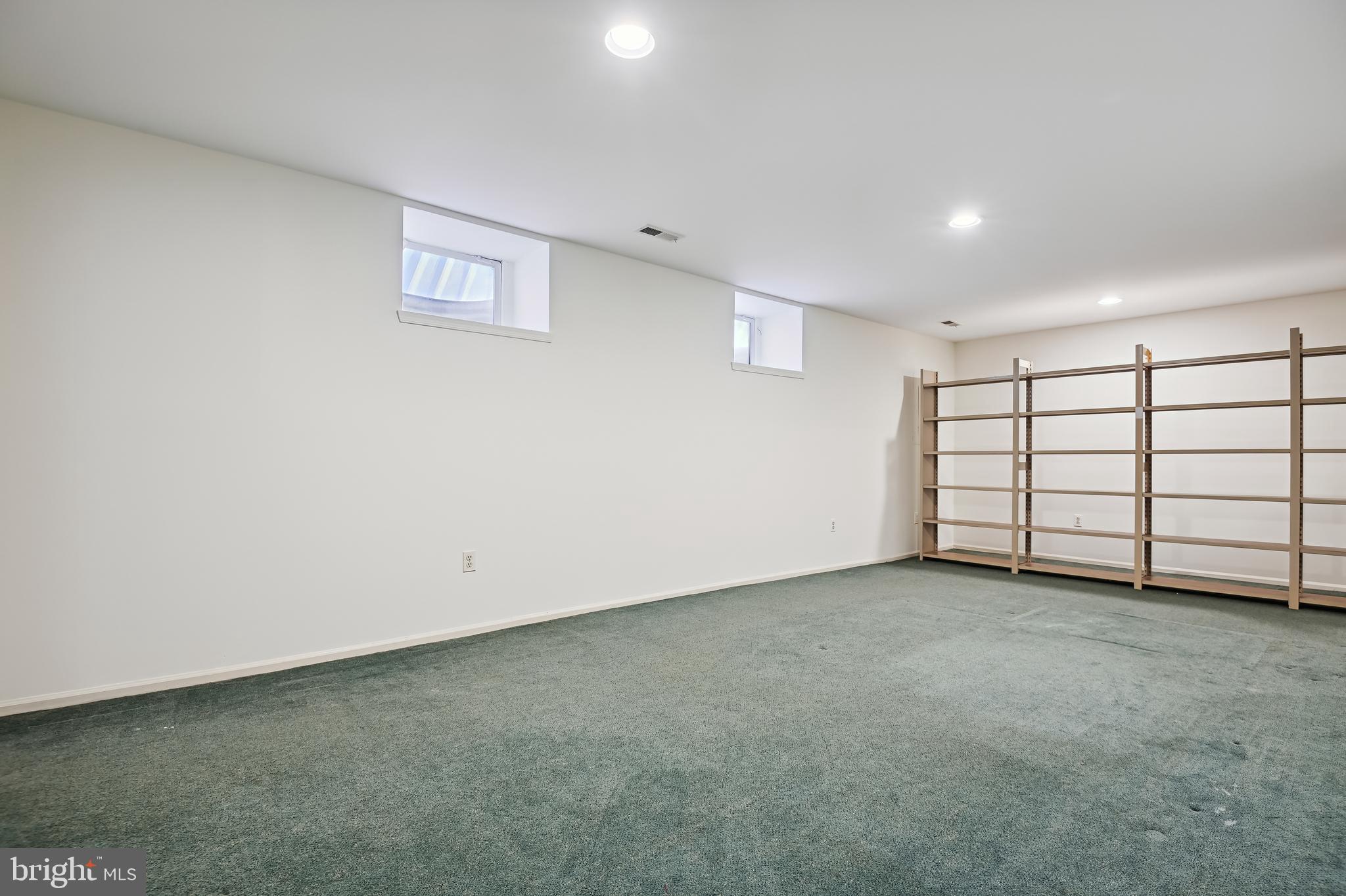 27 Boxridge COURT