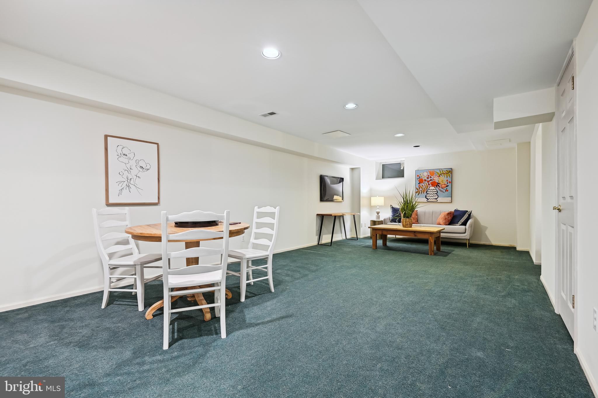 27 Boxridge COURT