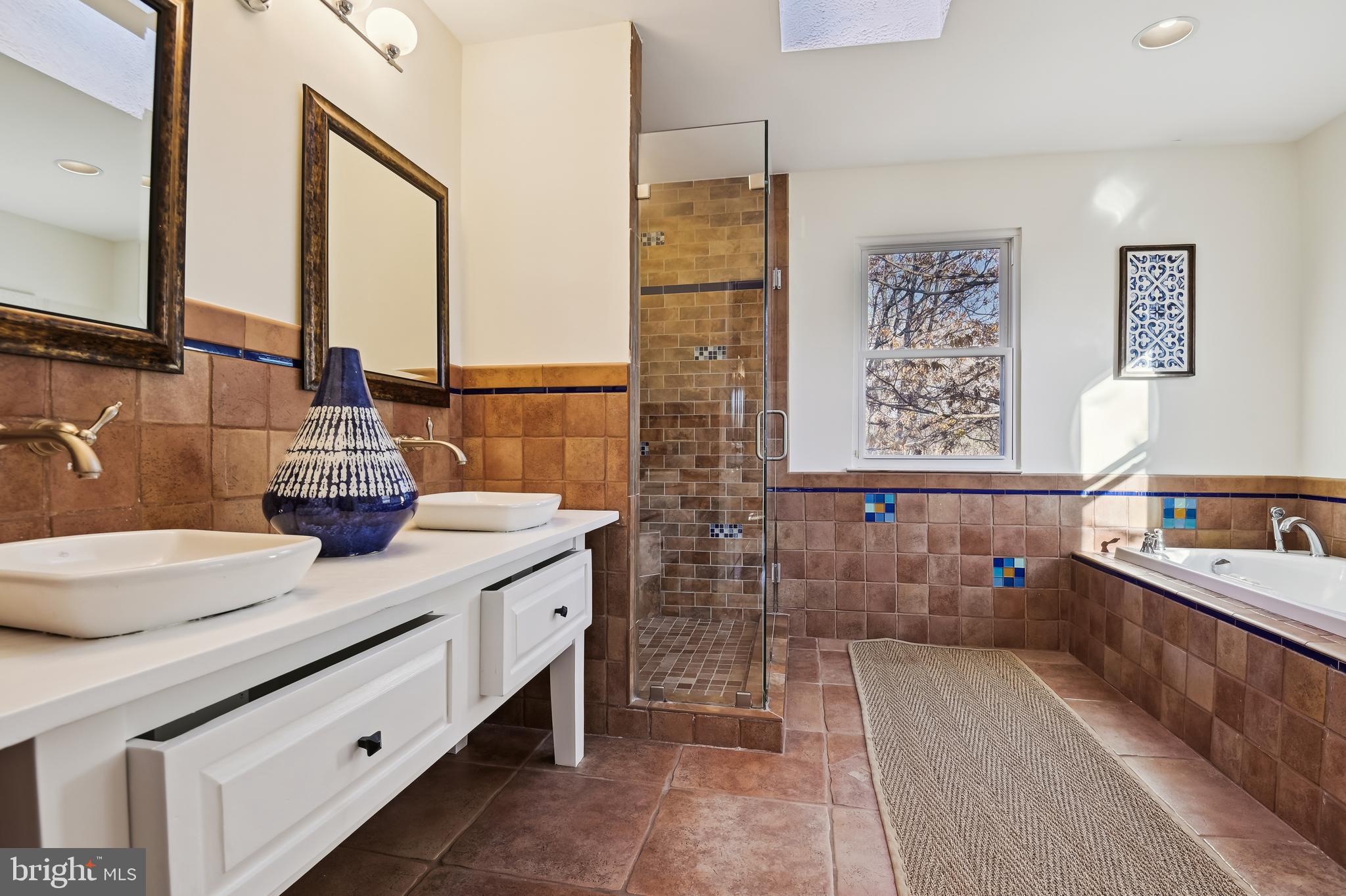 27 Boxridge COURT