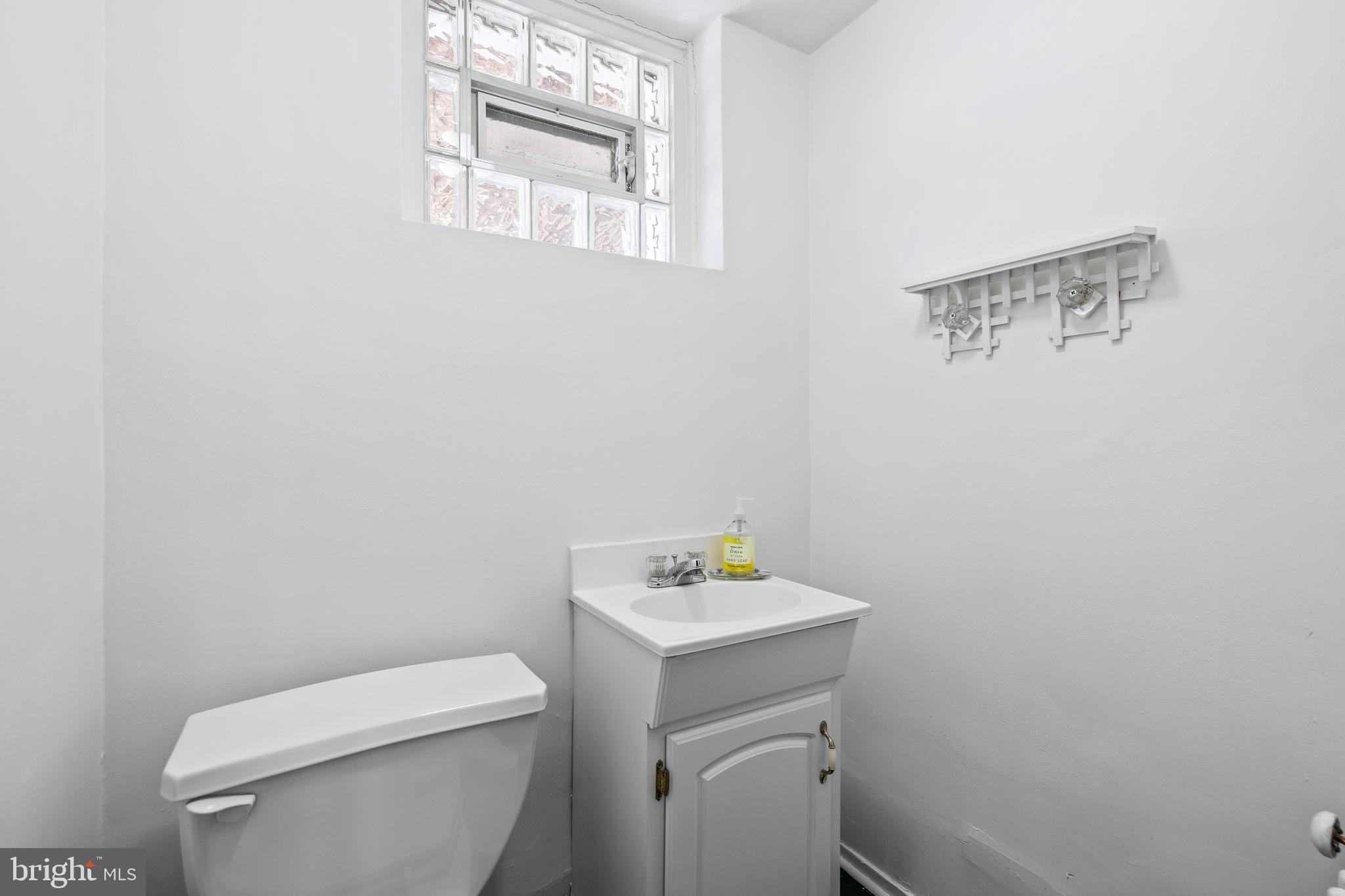 403 Dumbarton ROAD
