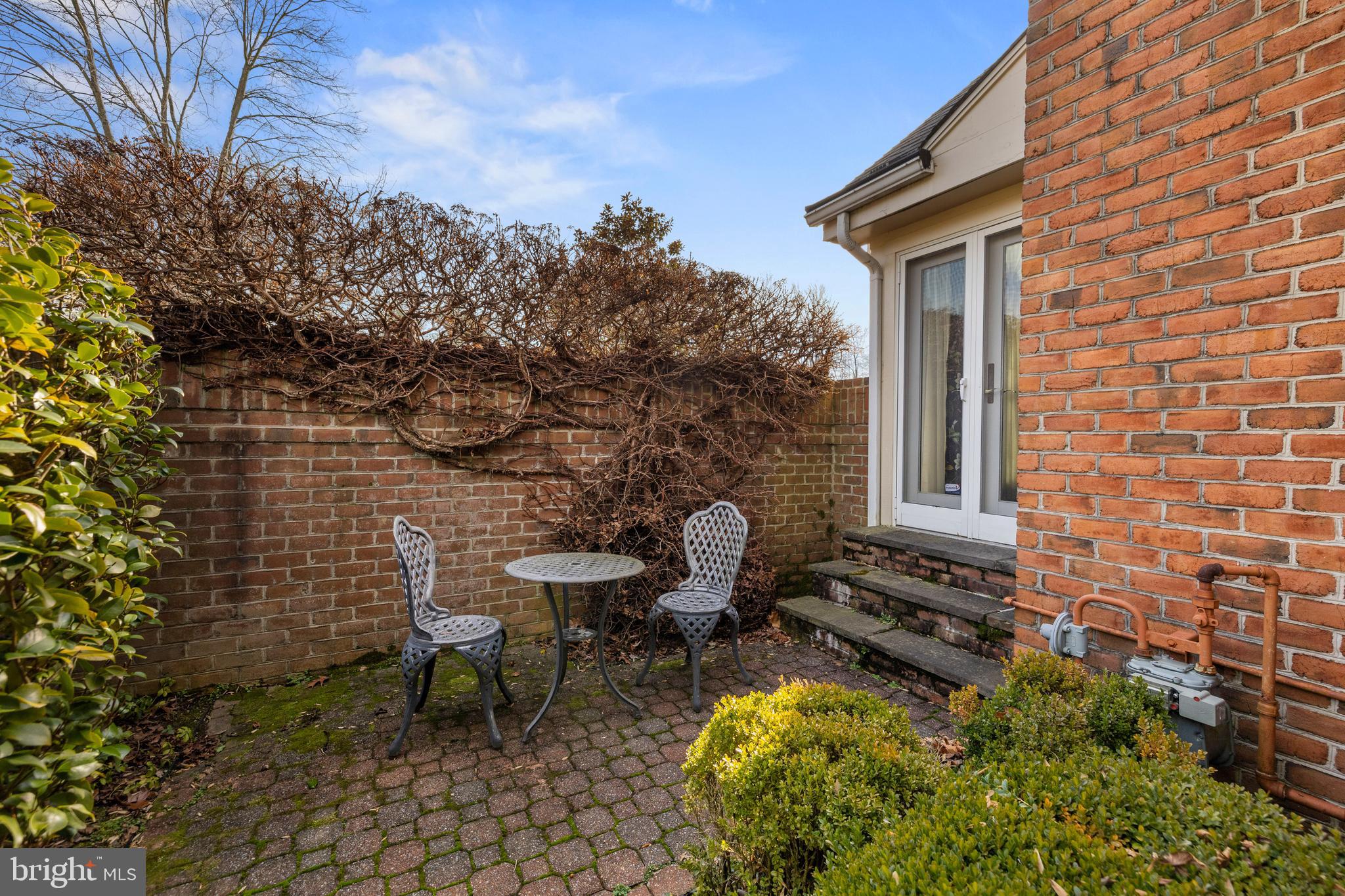2 Foxleigh GREEN