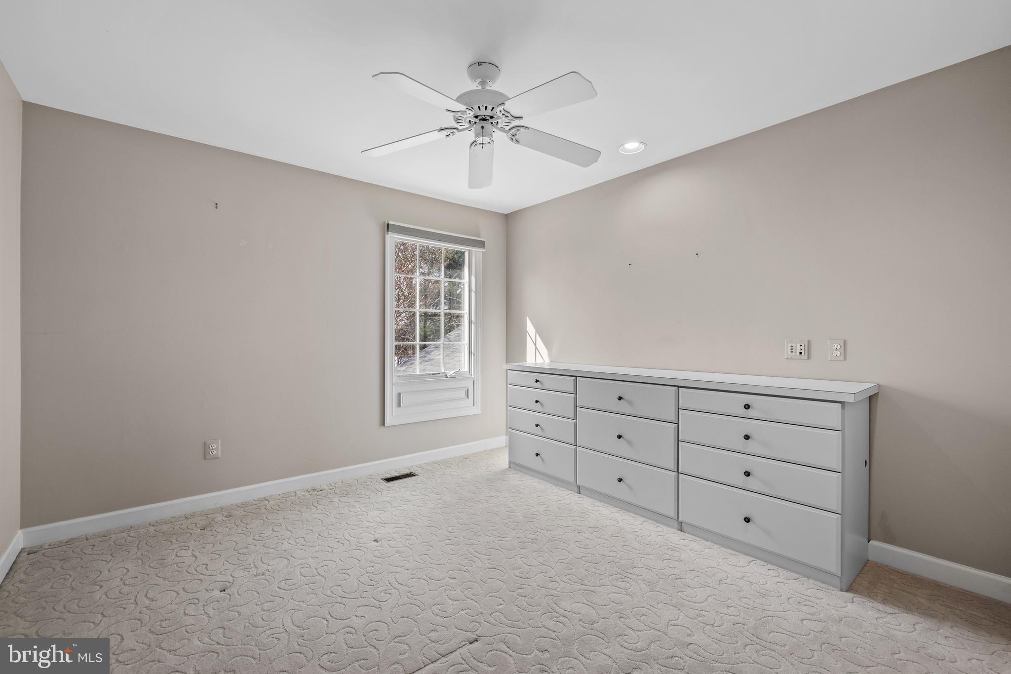 12113 Faulkner Dr