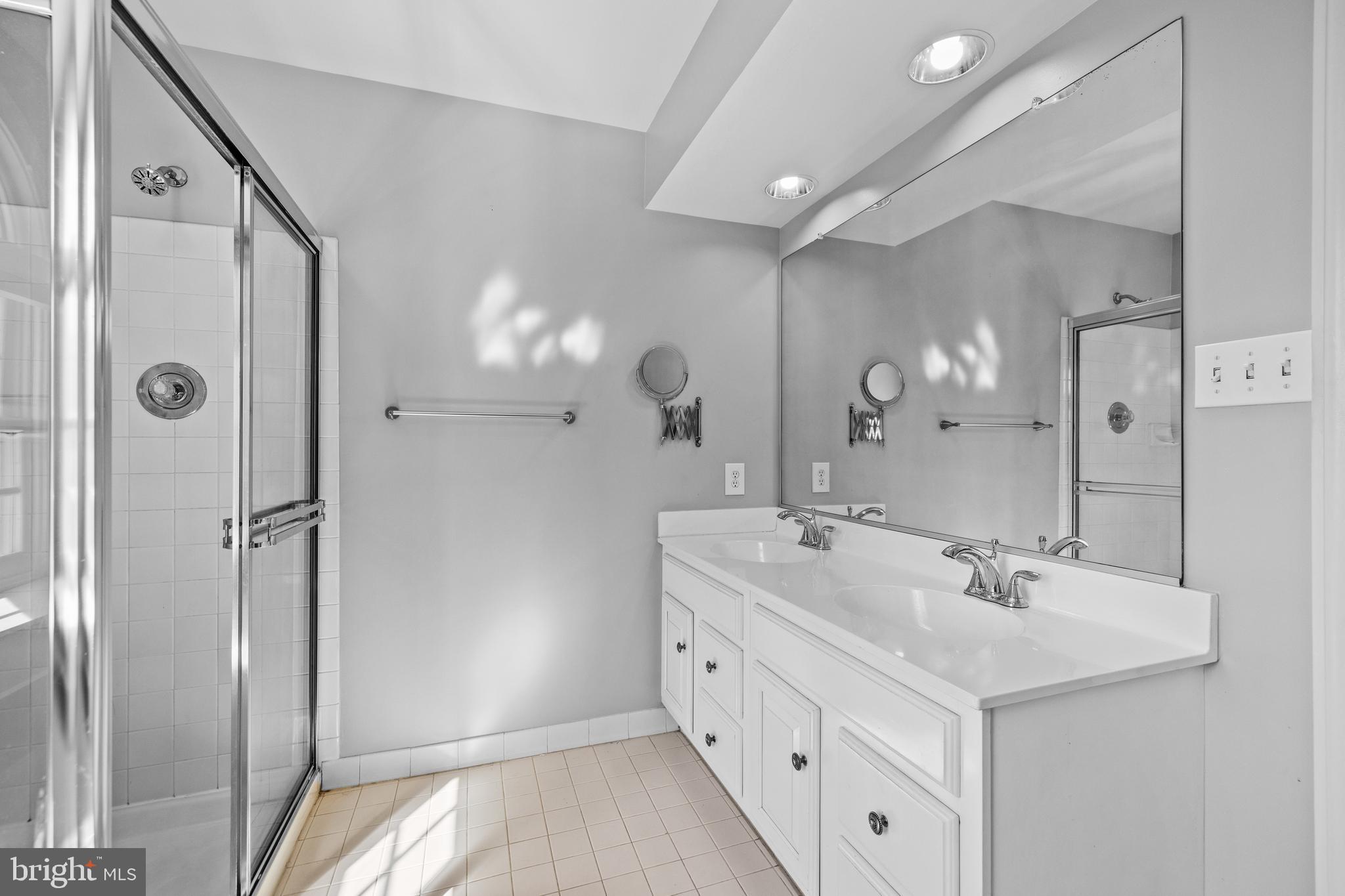 12113 Faulkner Dr