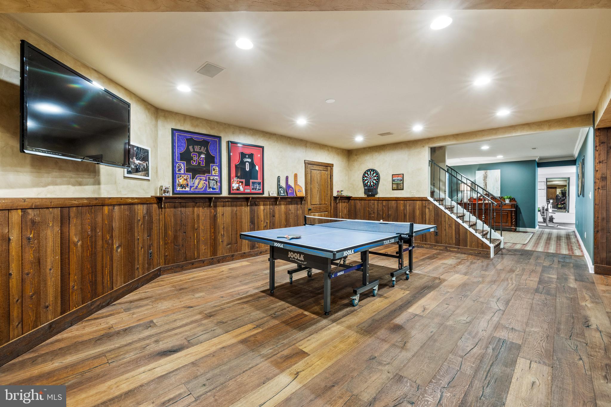 224 Hopkins Ln