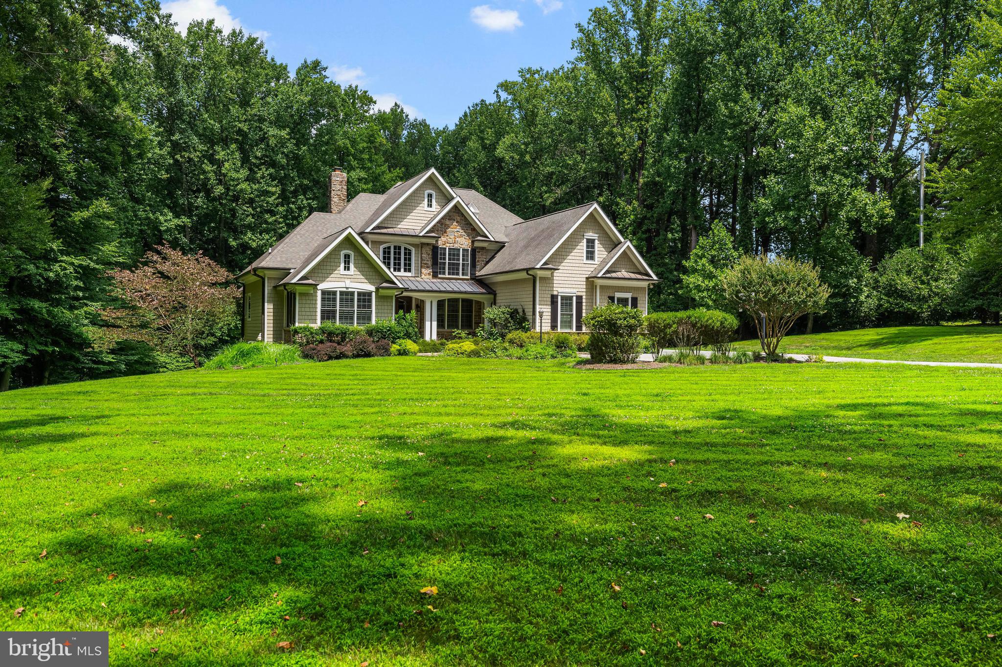 224 Hopkins Ln