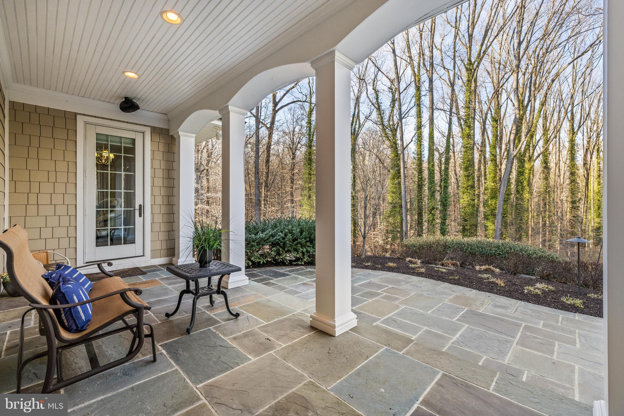 224 Hopkins Ln