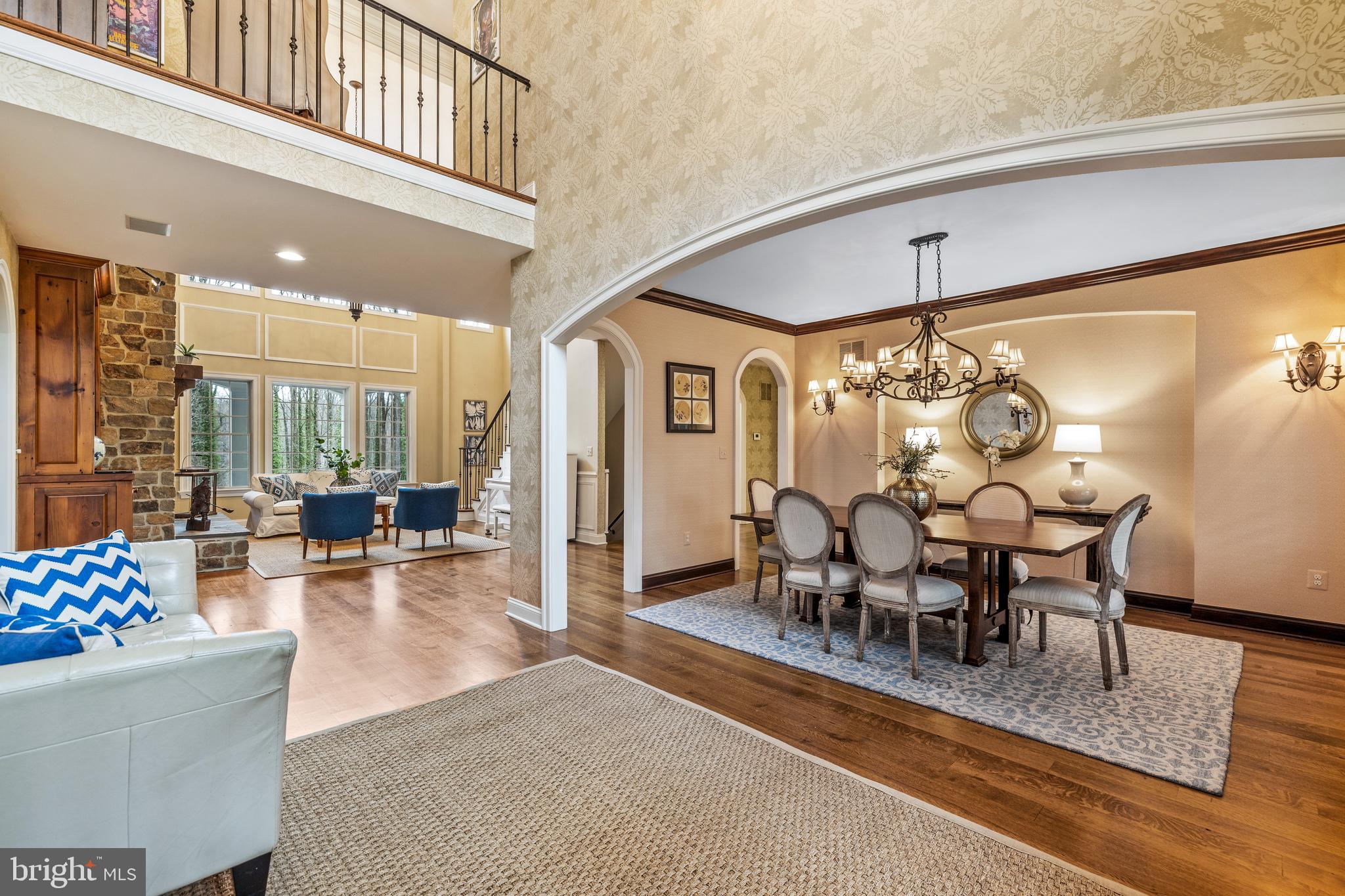 224 Hopkins Ln