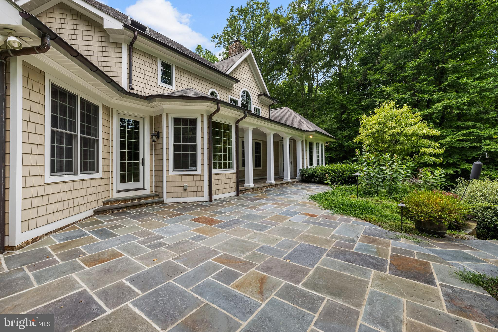 224 Hopkins Ln
