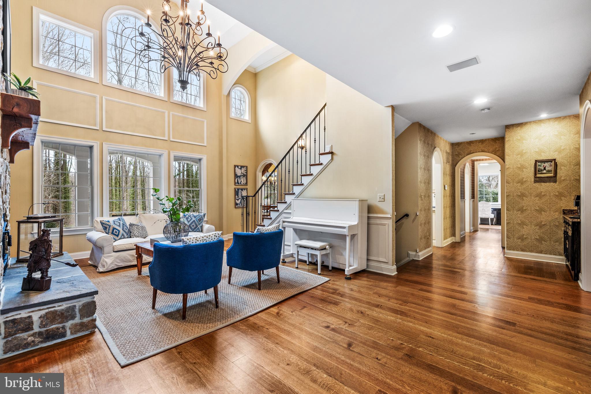 224 Hopkins Ln