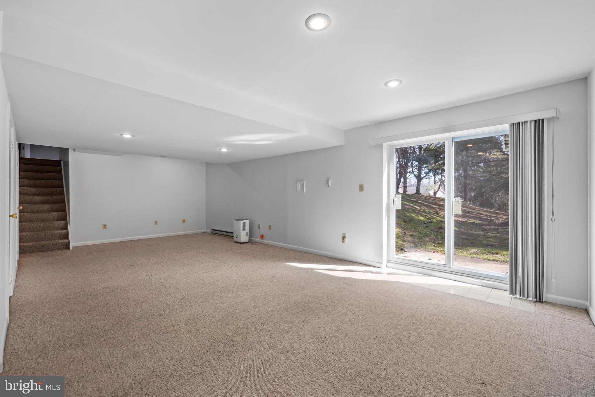 12205 Velvet Hill Dr