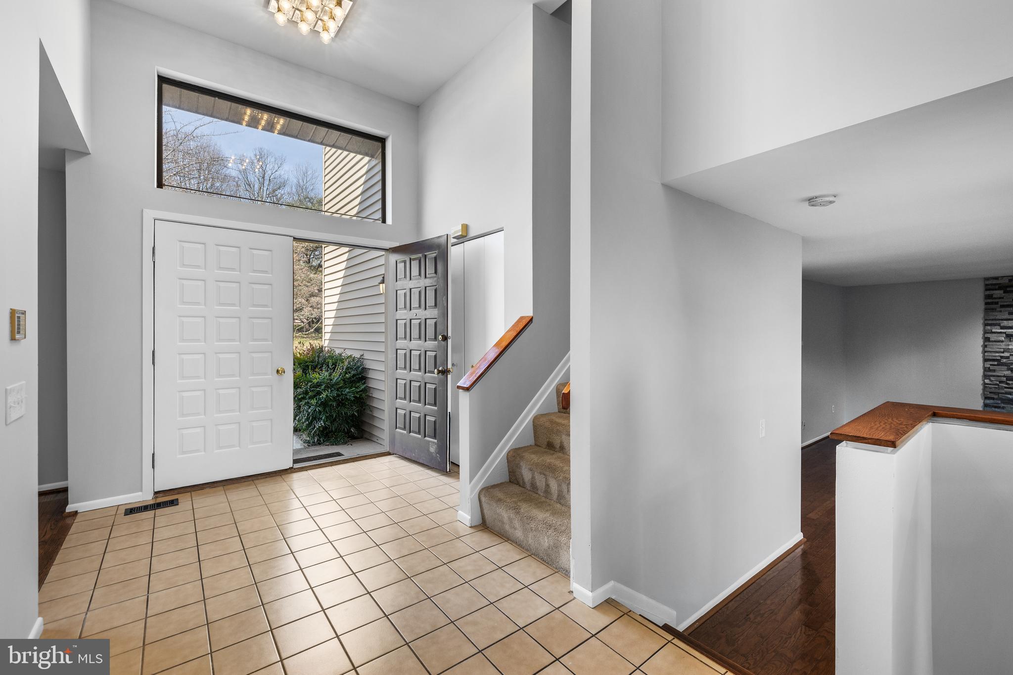 12205 Velvet Hill Dr