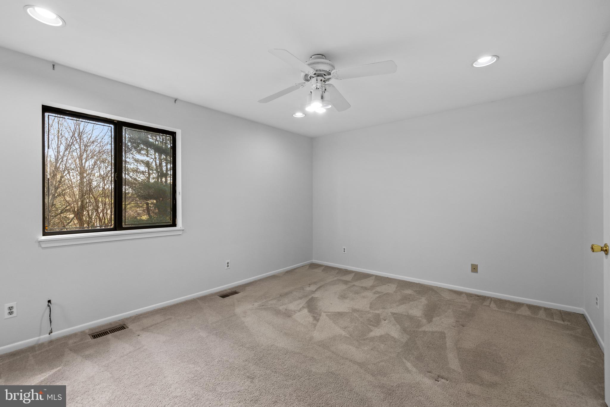 12205 Velvet Hill Dr