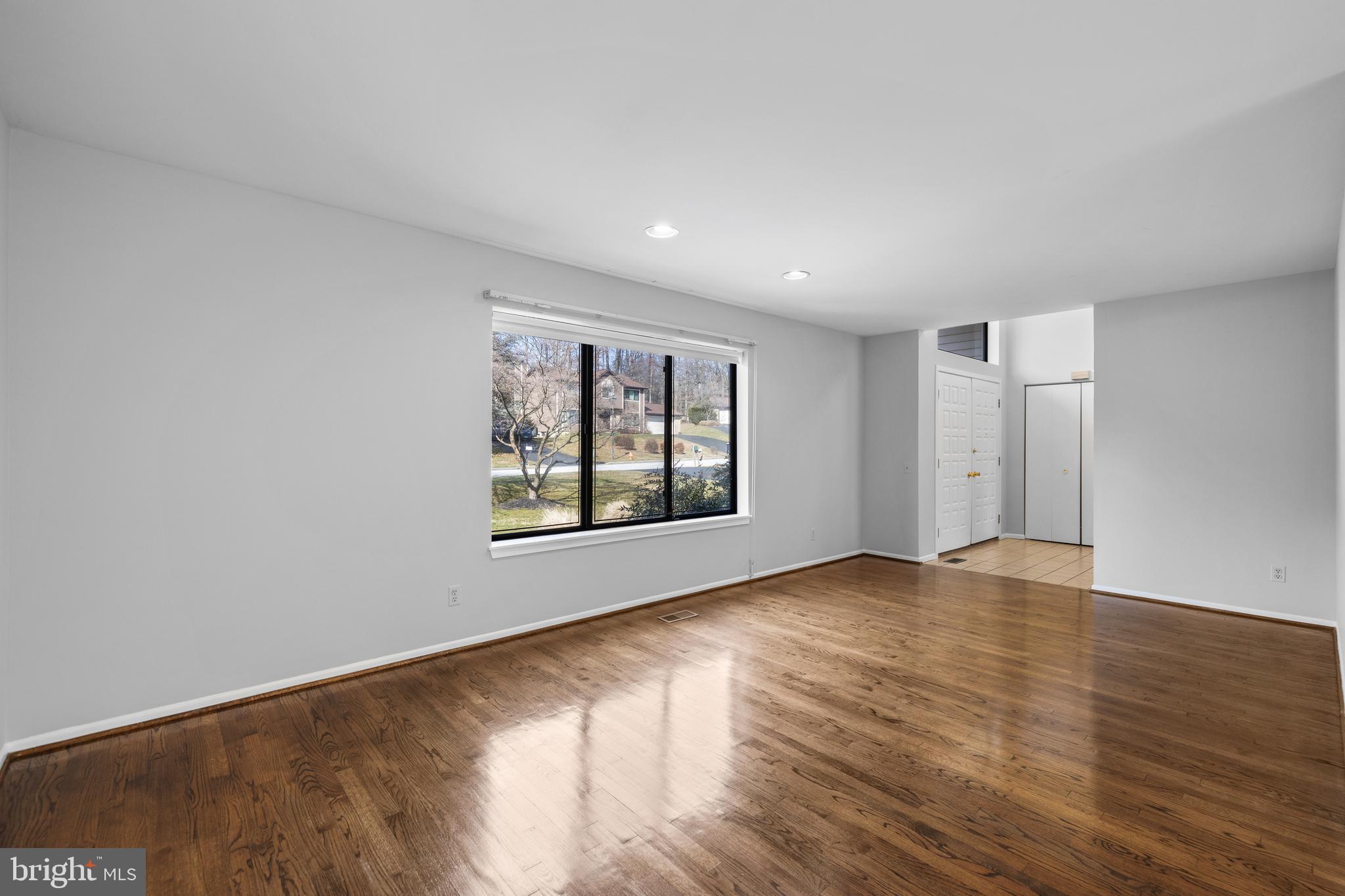 12205 Velvet Hill Dr