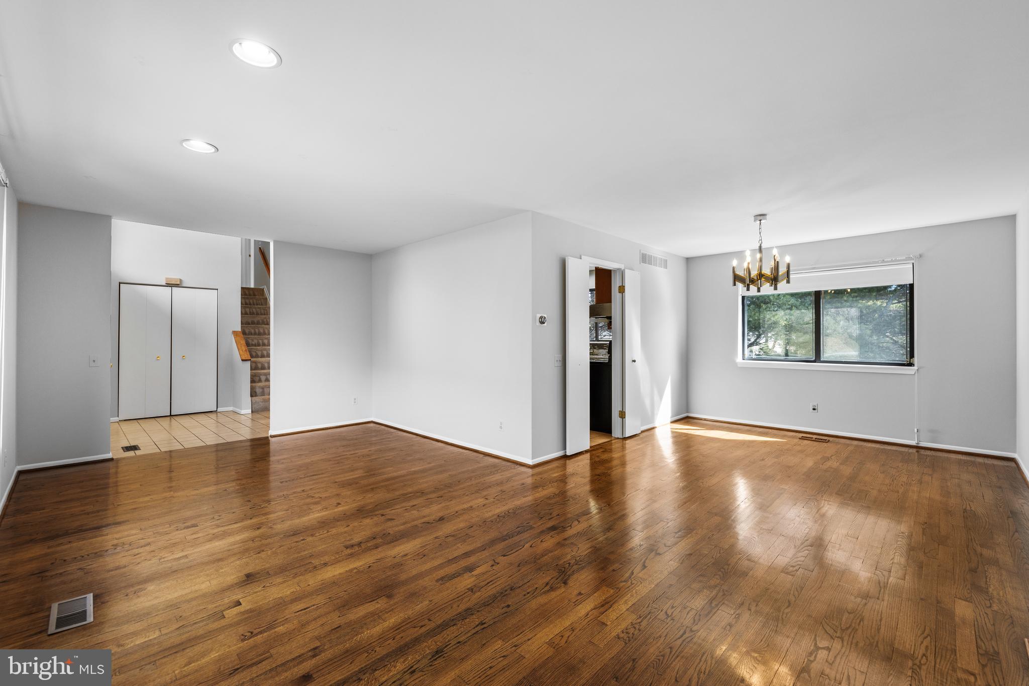 12205 Velvet Hill Dr
